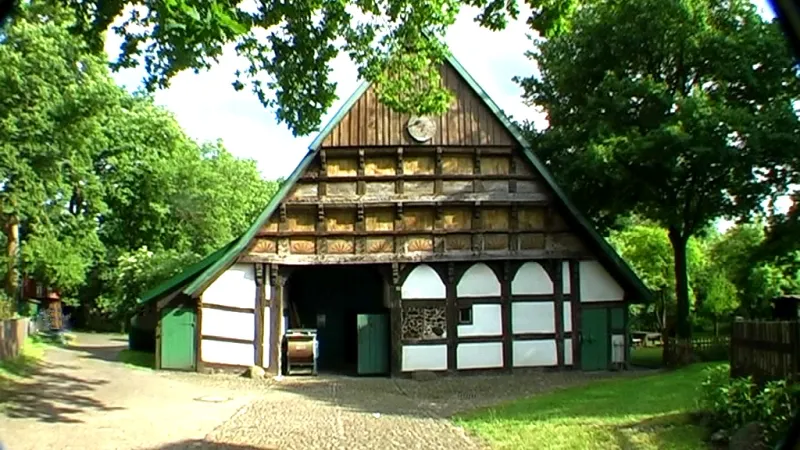 Двор Вёлера