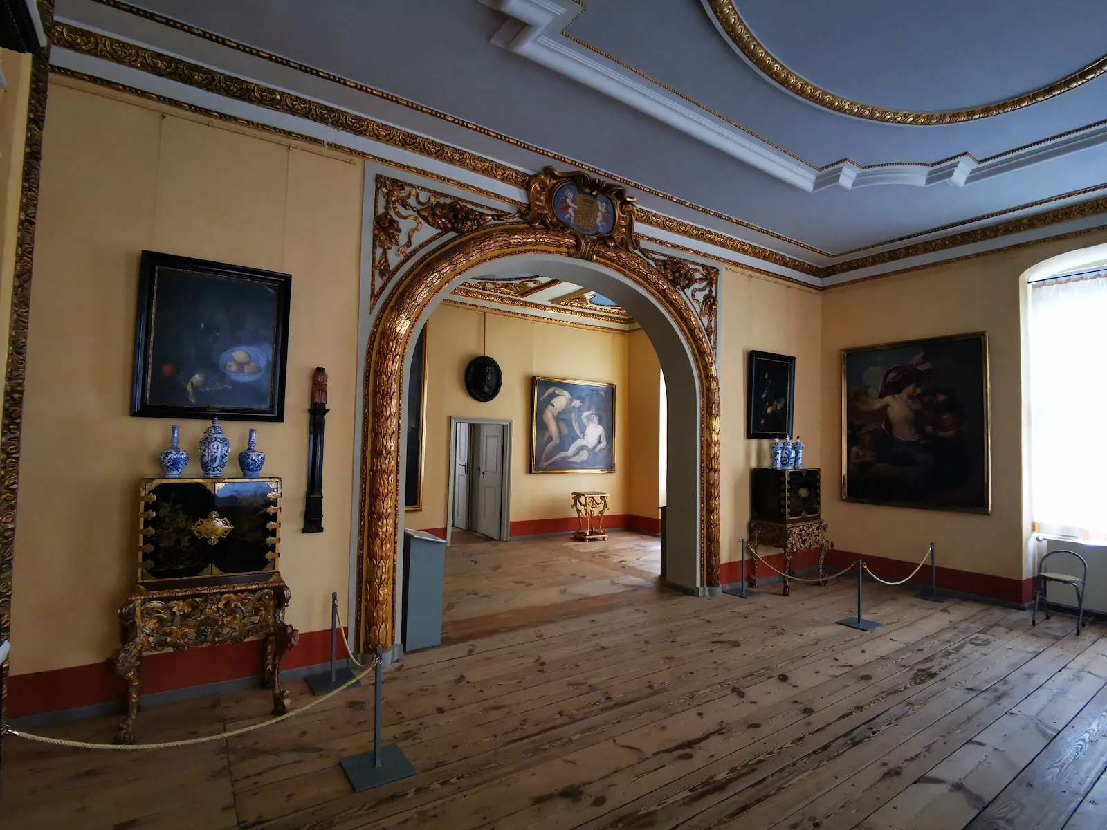 Дворец Капут, историческая усадьба в Германии, архитектура, достопримечательность