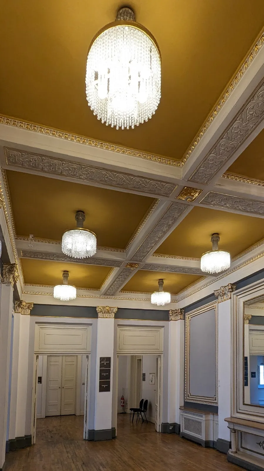 Дворец у крепостного рва, Берлин, историческое здание