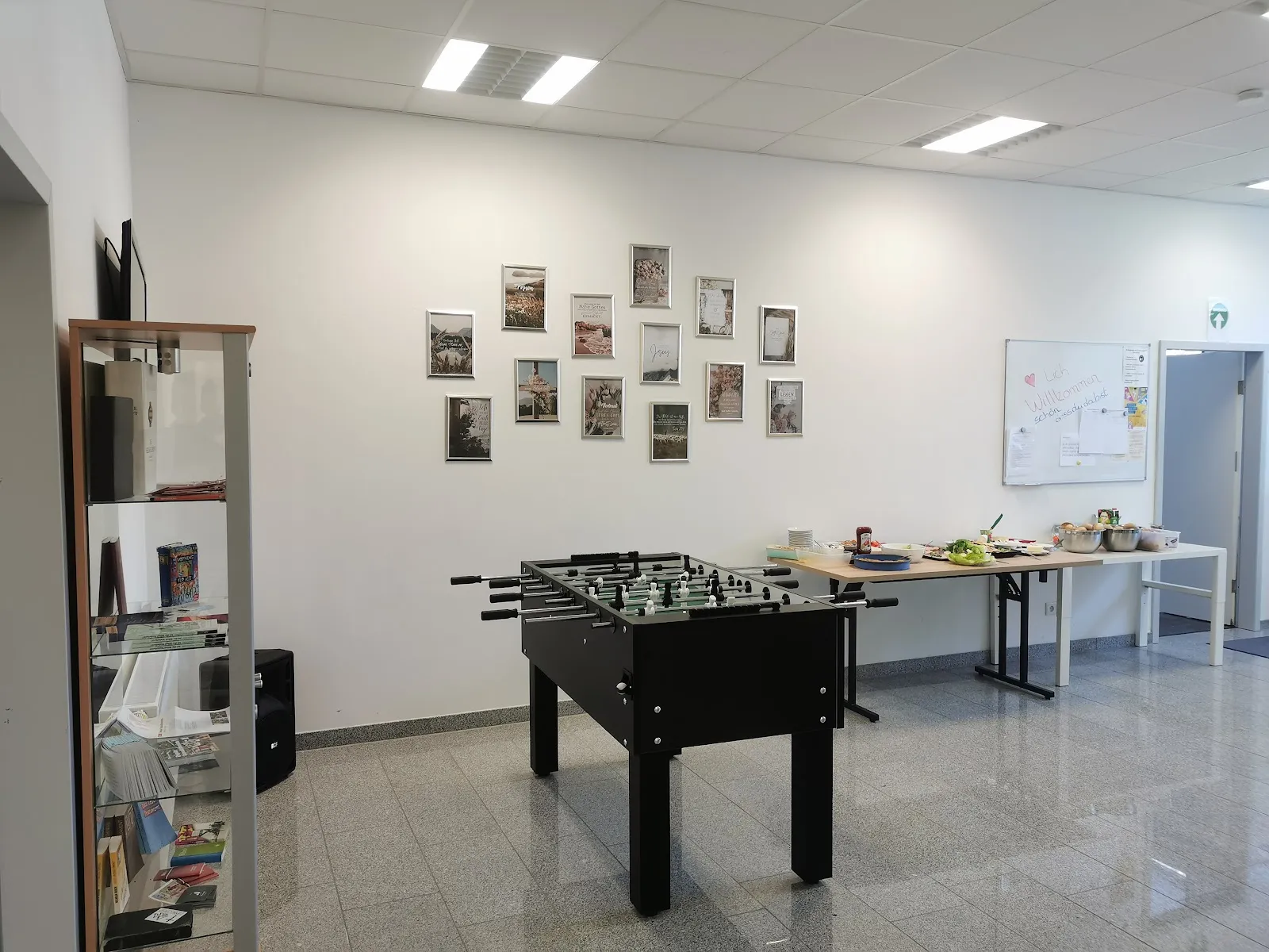 Фасад Евангелической общины Иисуса для всех в Унне