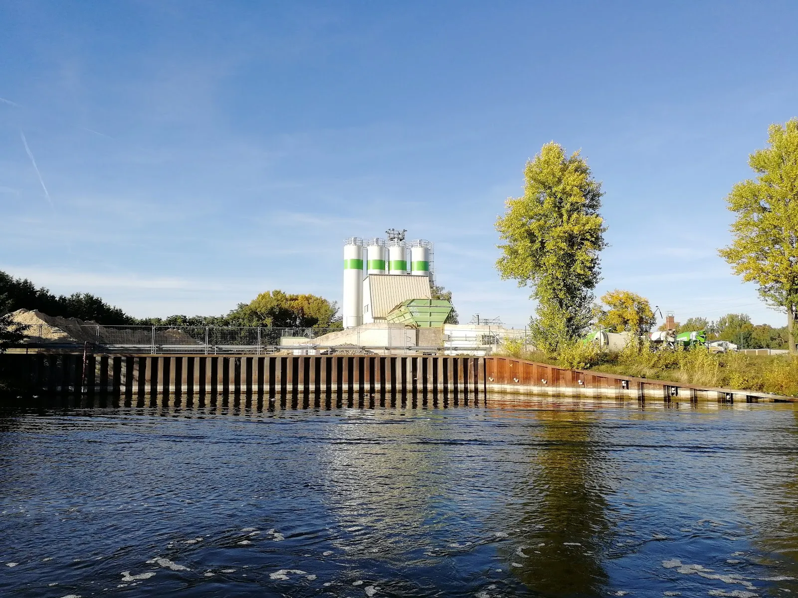 ФБ Фришбетон Бранденбург/Х. ГмбХ & Ко. КГ