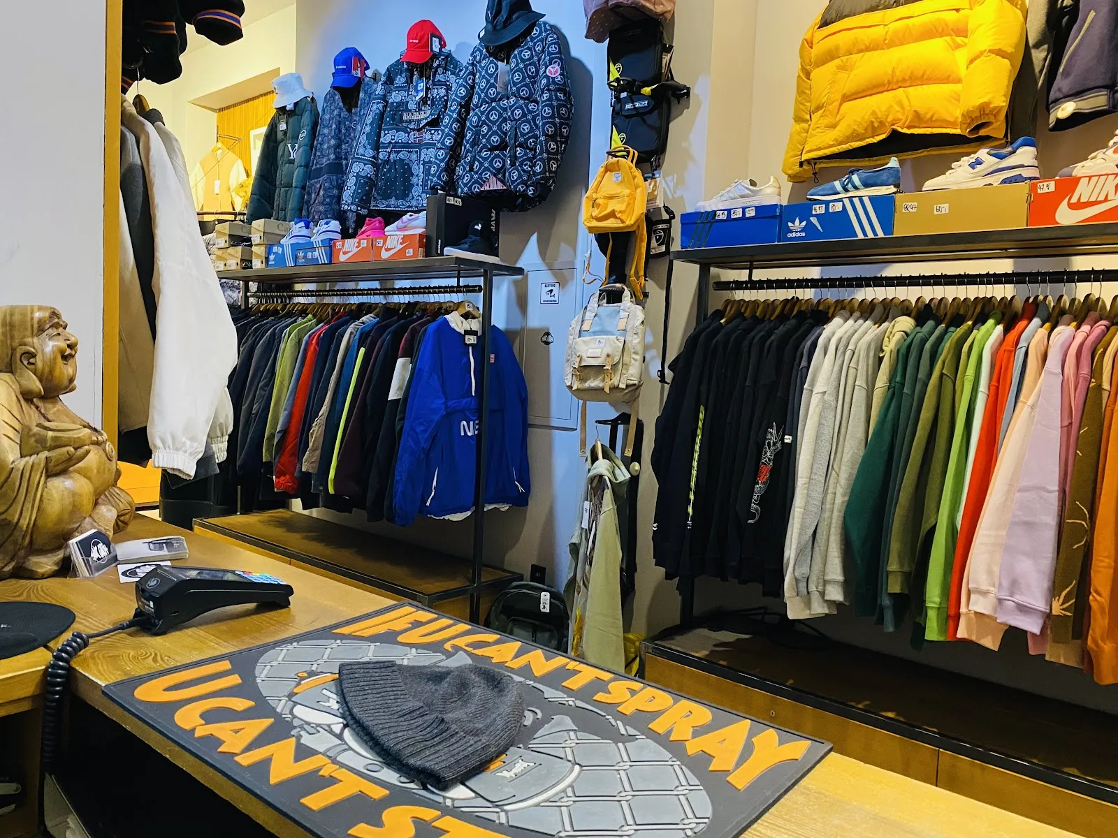 Вывеска Fair Catch GmbH в Берлине