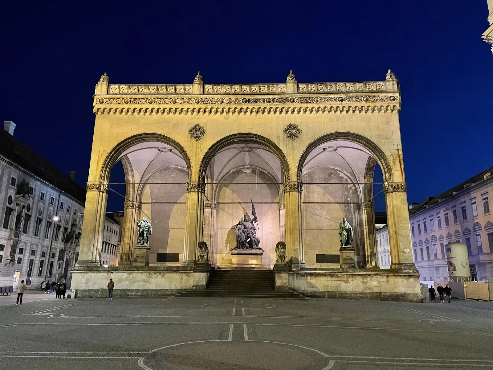 Фельдхеррнхалле