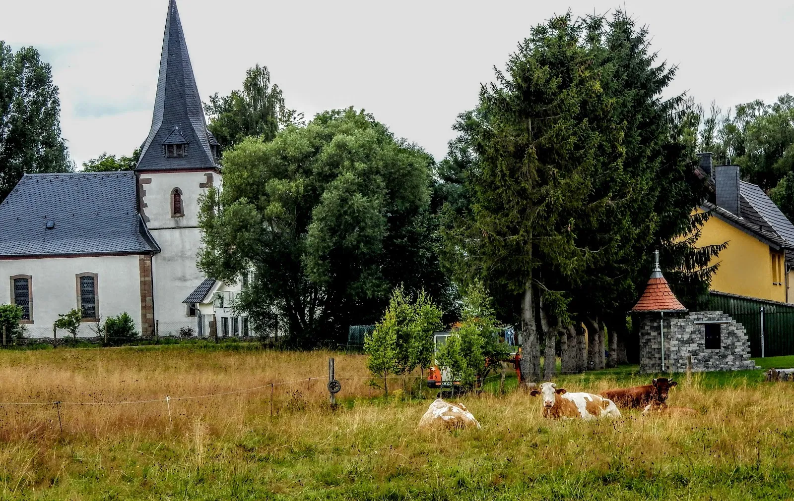 Вид на горный массив Фогельсберг в Германии