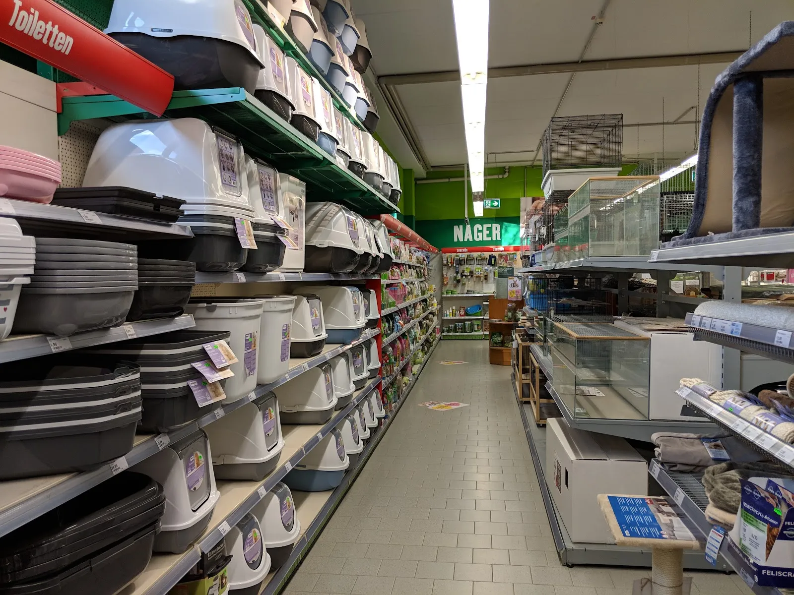 Фасад зоомагазина Fressnapf Bremen-Neustadt