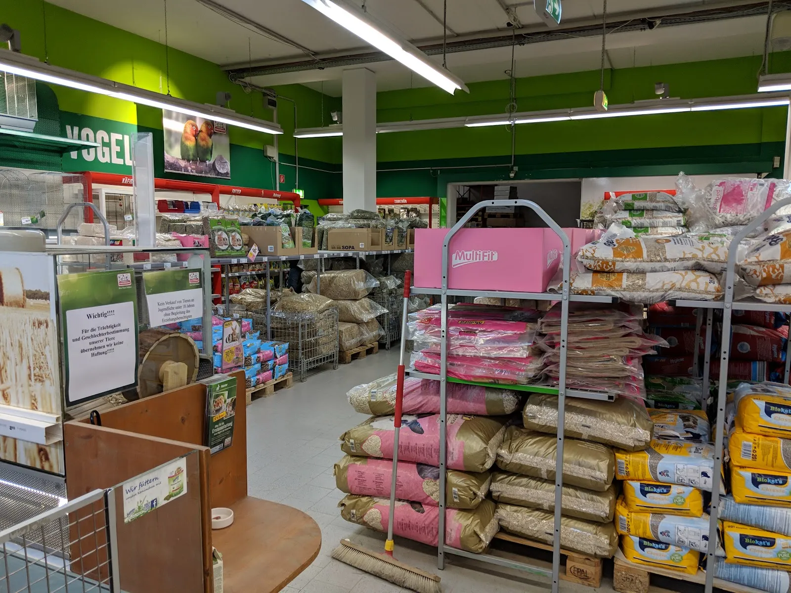 Фасад зоомагазина Fressnapf Bremen-Neustadt