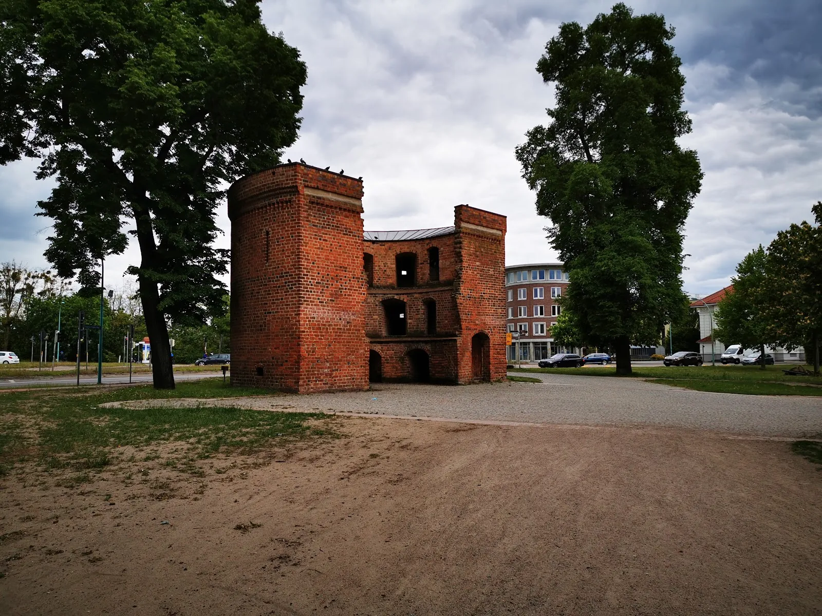 Фридландские ворота в городе Нойбранденбург, Германия
