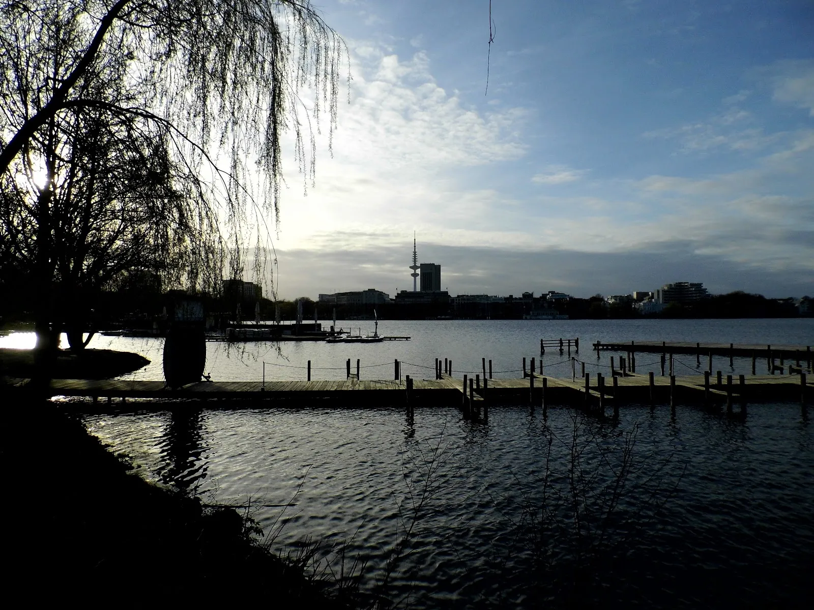 Панорамный вид на Гамбург с Гамбургской телебашни