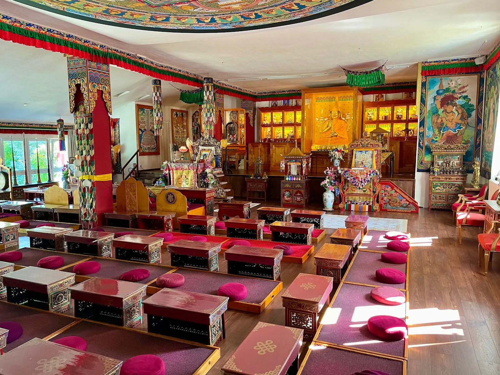 Буддийский монастырь Ганден Таши Чёлинг в Германии