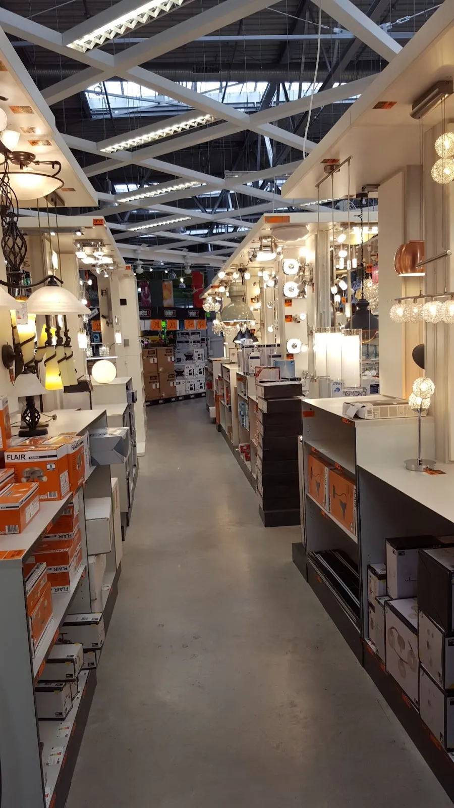 Строительный гипермаркет HORNBACH в Бремене