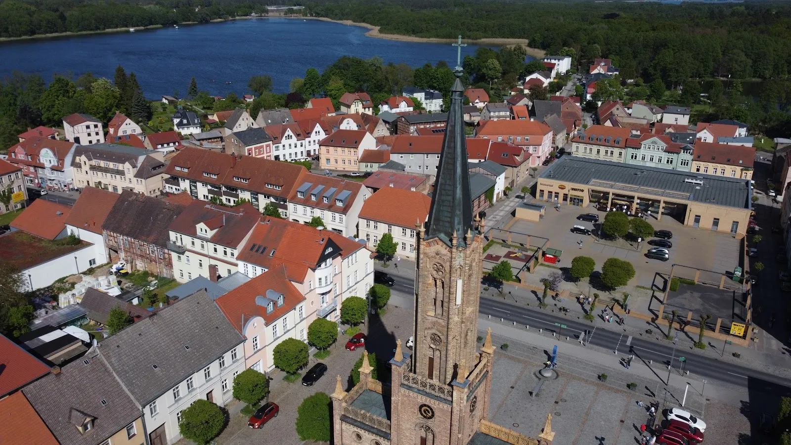 Городская церковь Фюрстенберга, Германия, вид снаружи