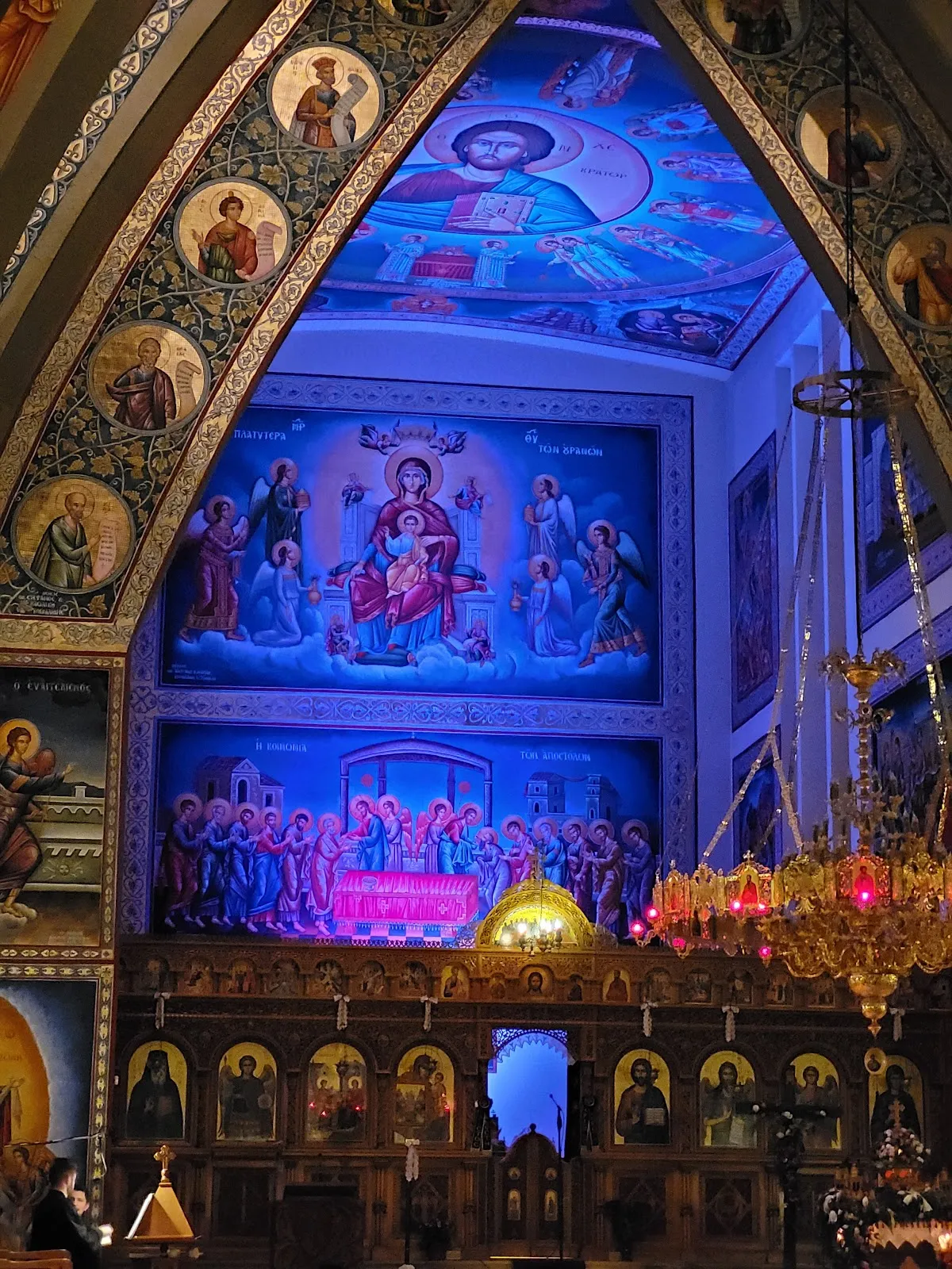 Вид на греко-православную церковь Благовещения Пресвятой Богородицы в Людвигсхафене