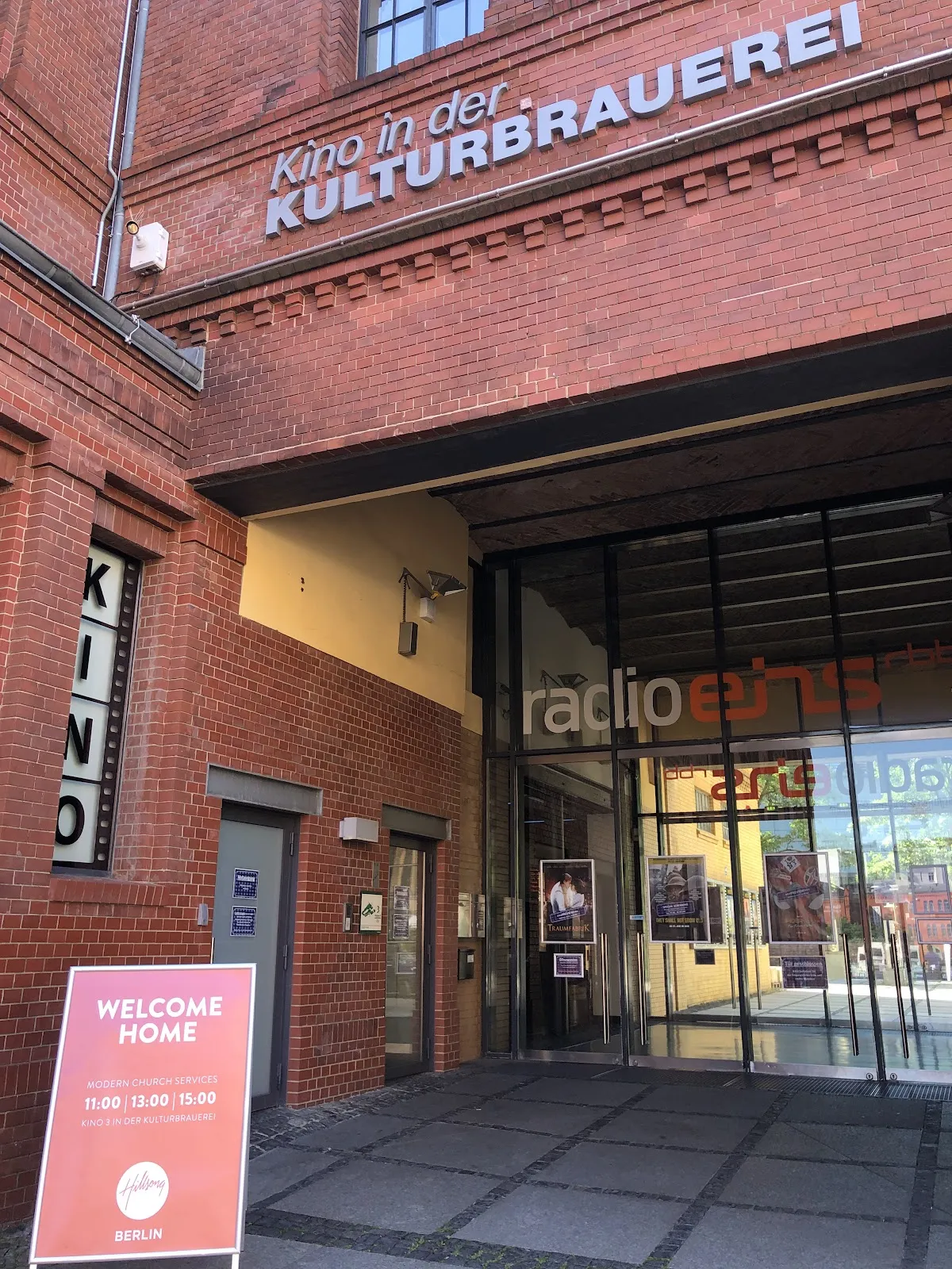 Здание церкви Хиллсонг в Берлине