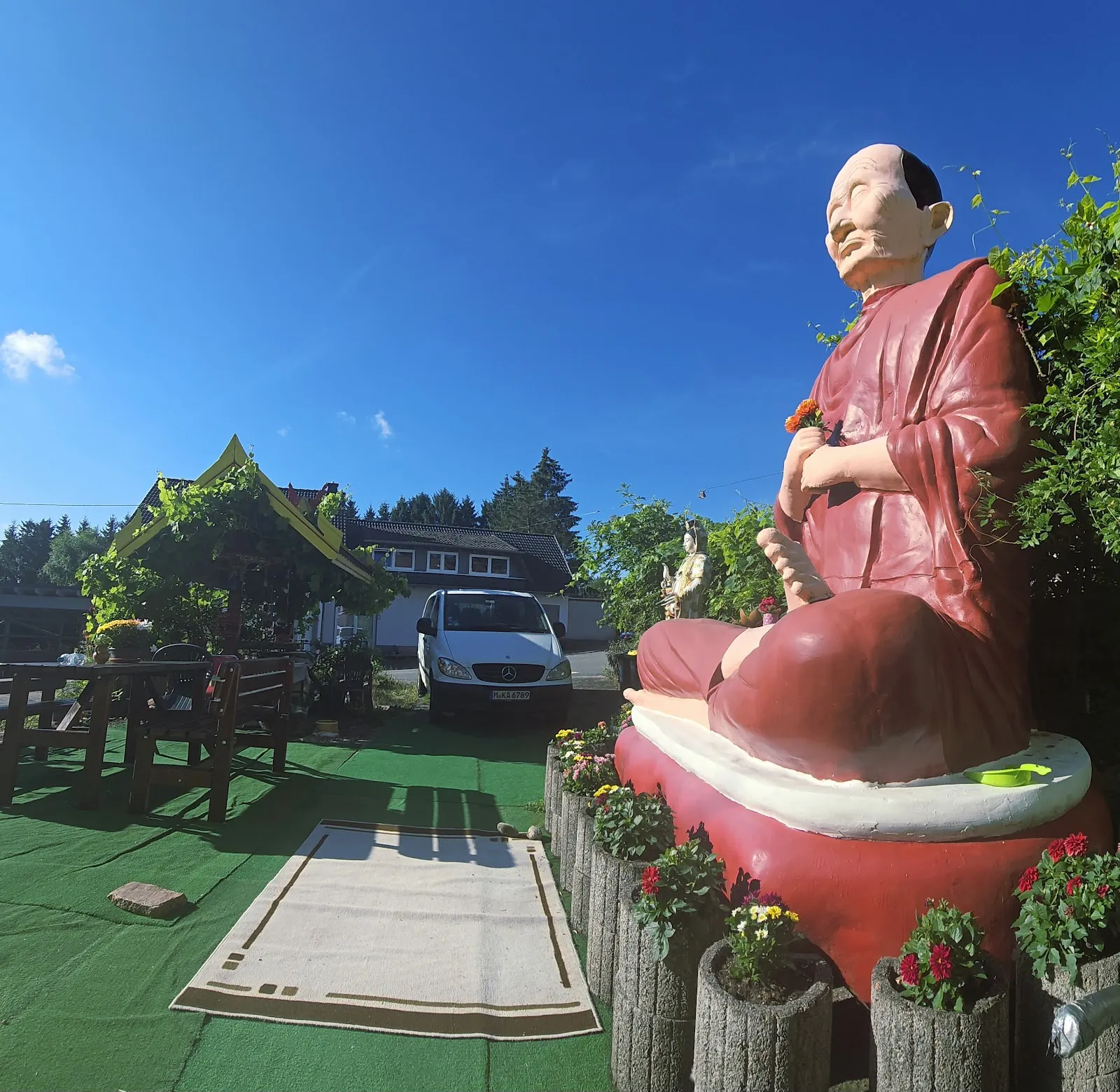 Храм Сомдей в Германии