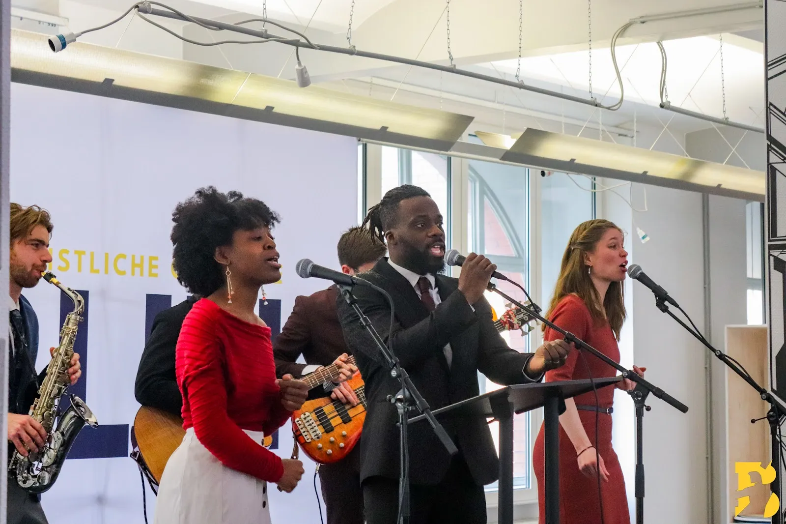 Здание Интернациональной христианской общины Берлина