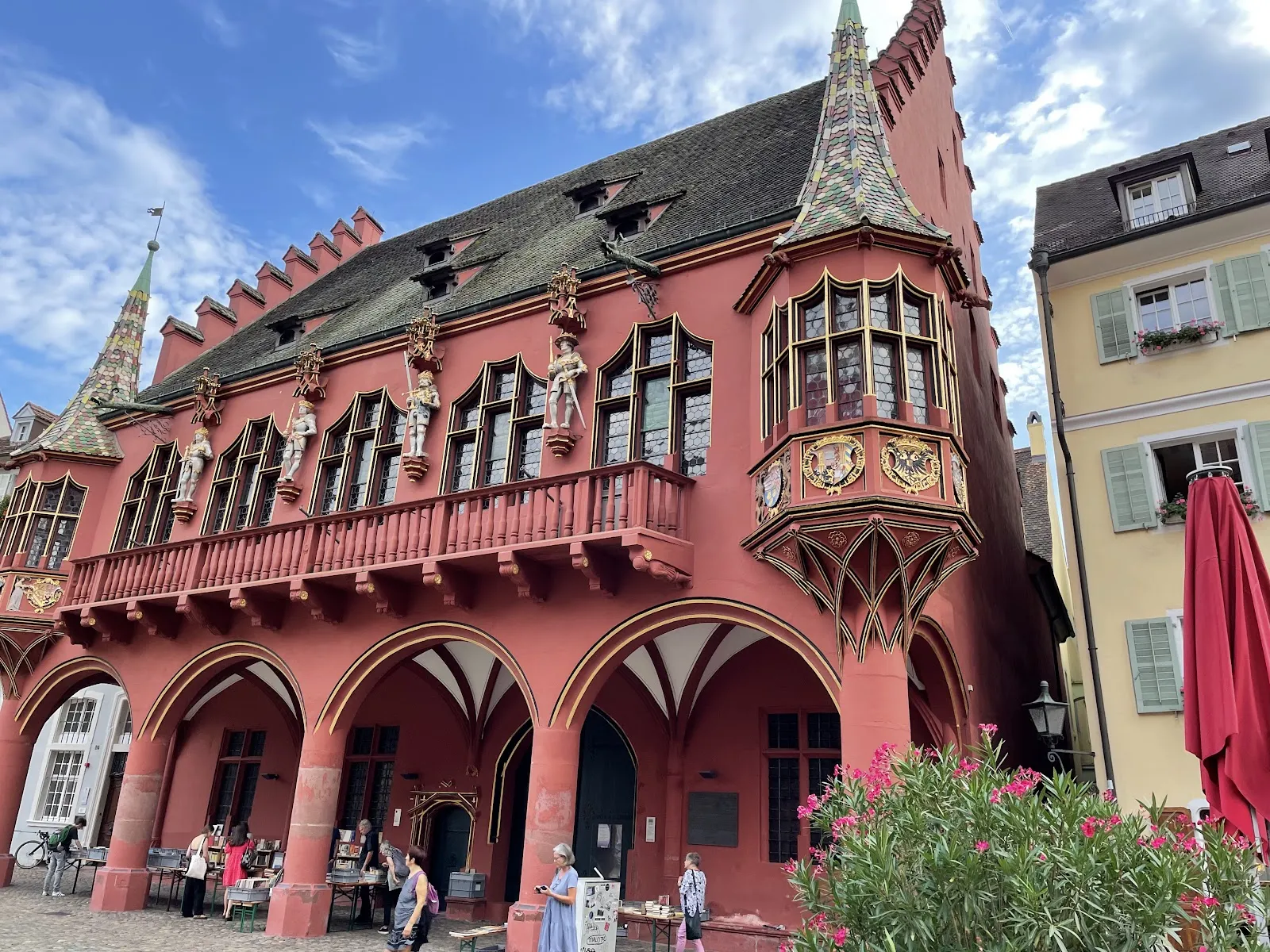 Исторический дом торговли, главный фасад