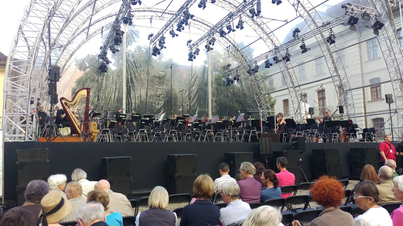 Исторический дом торговли, главный фасад