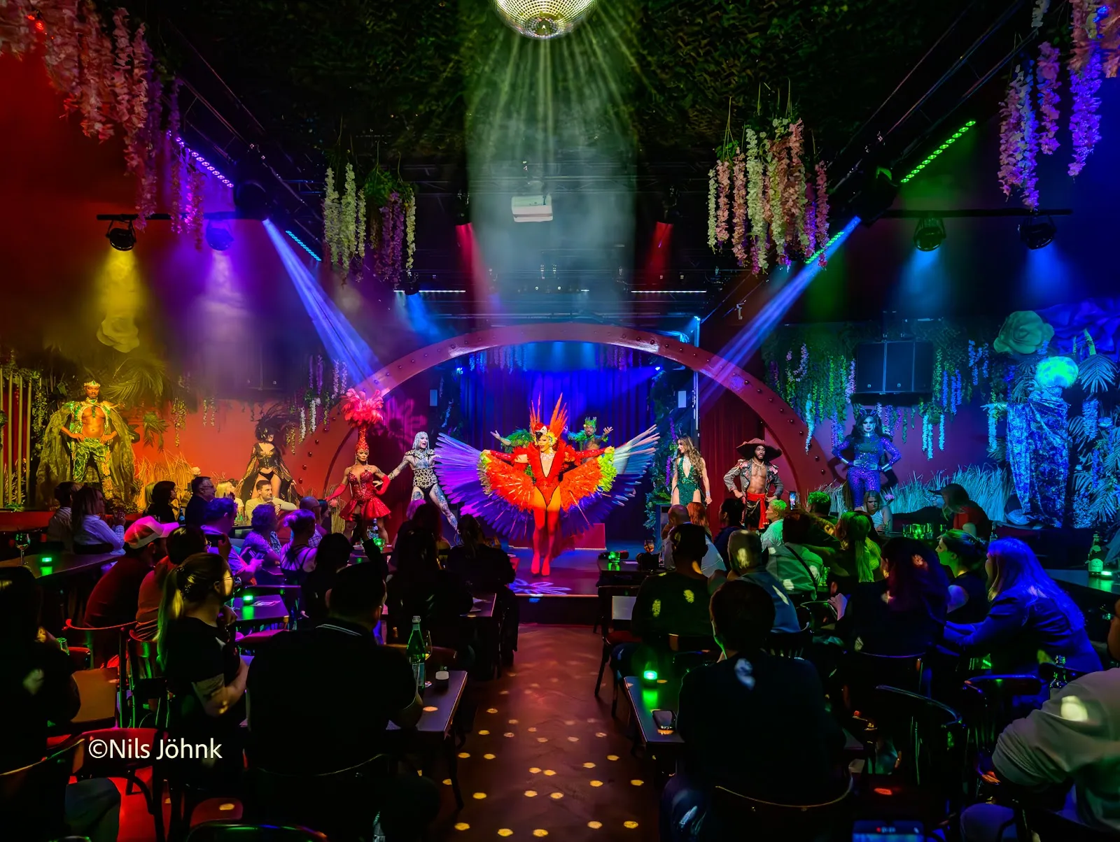 Кабаре «Пороховая бочка»