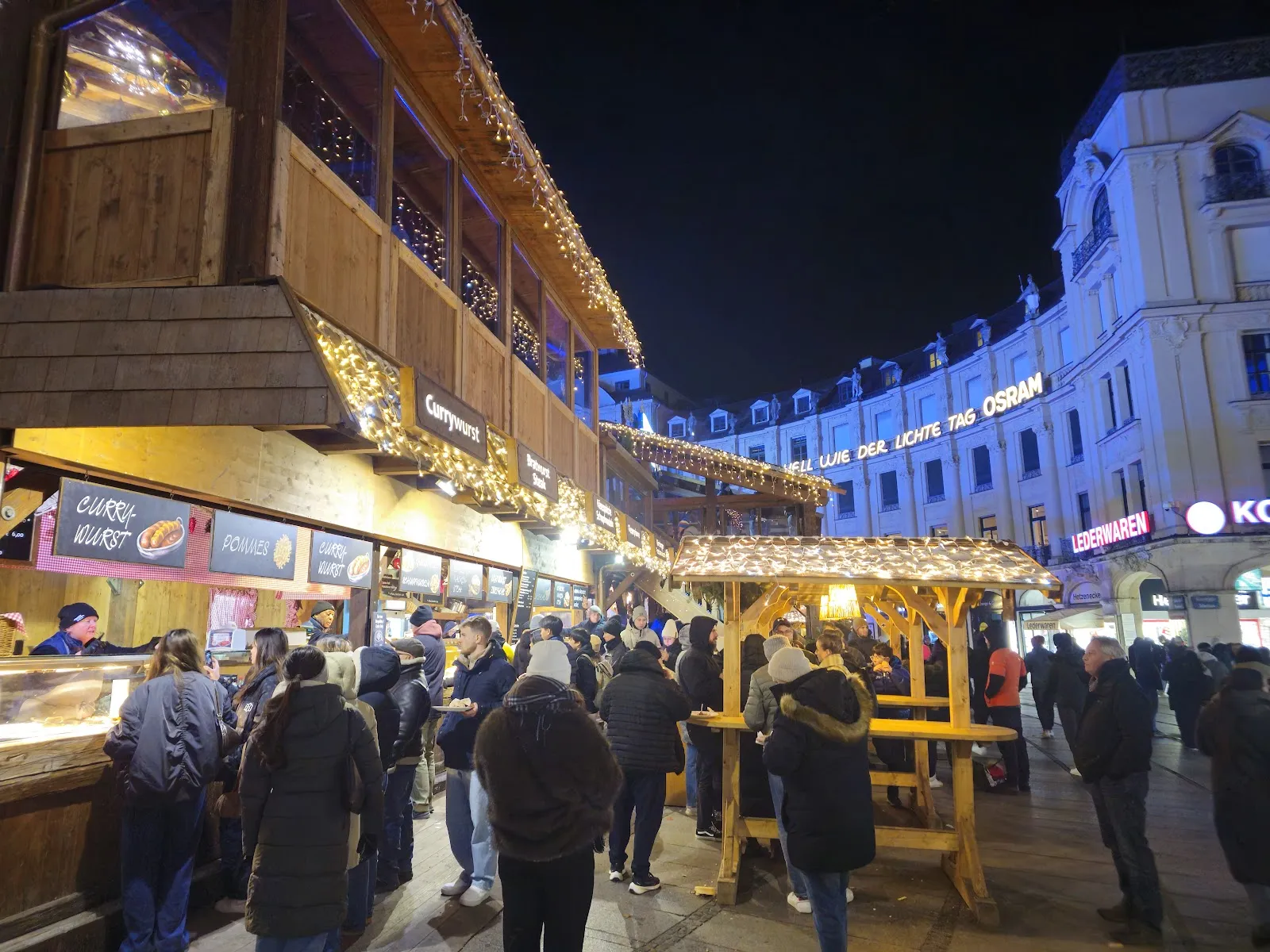 Фонтан Штахкюз на площади Карлсплац в Мюнхене