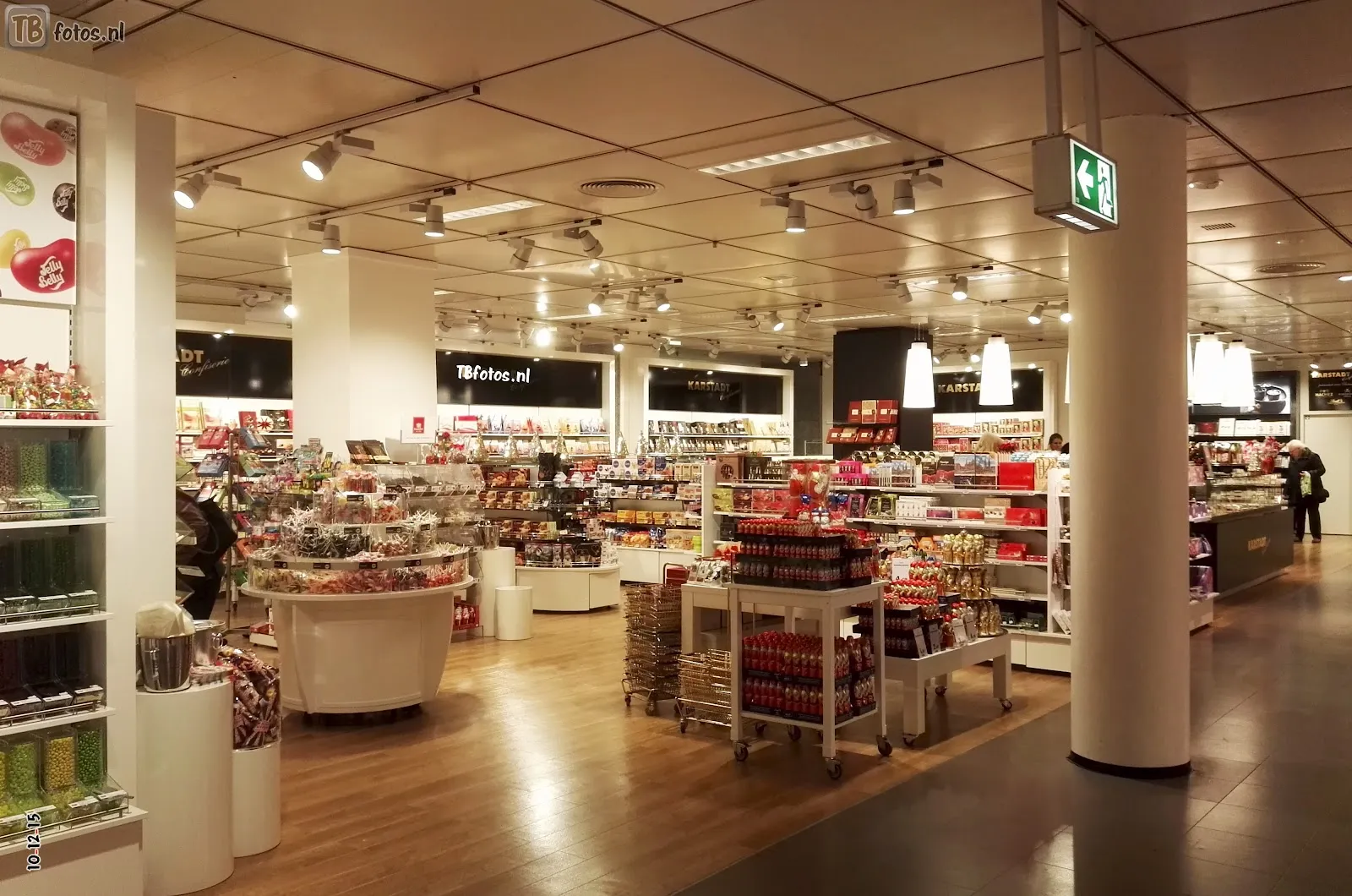 Здание торгового центра Карштадт в Бремене