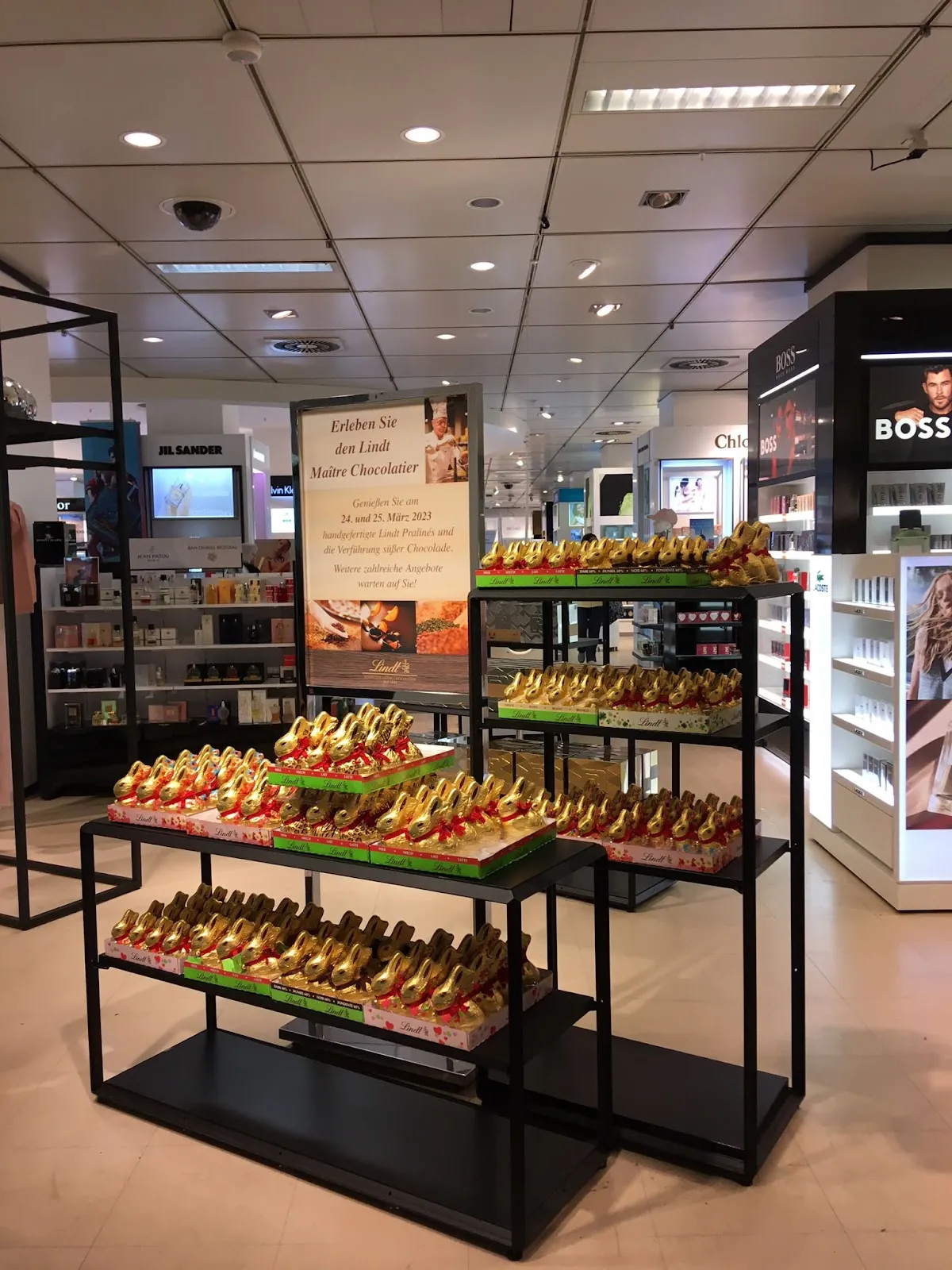 Здание торгового центра Карштадт в Бремене