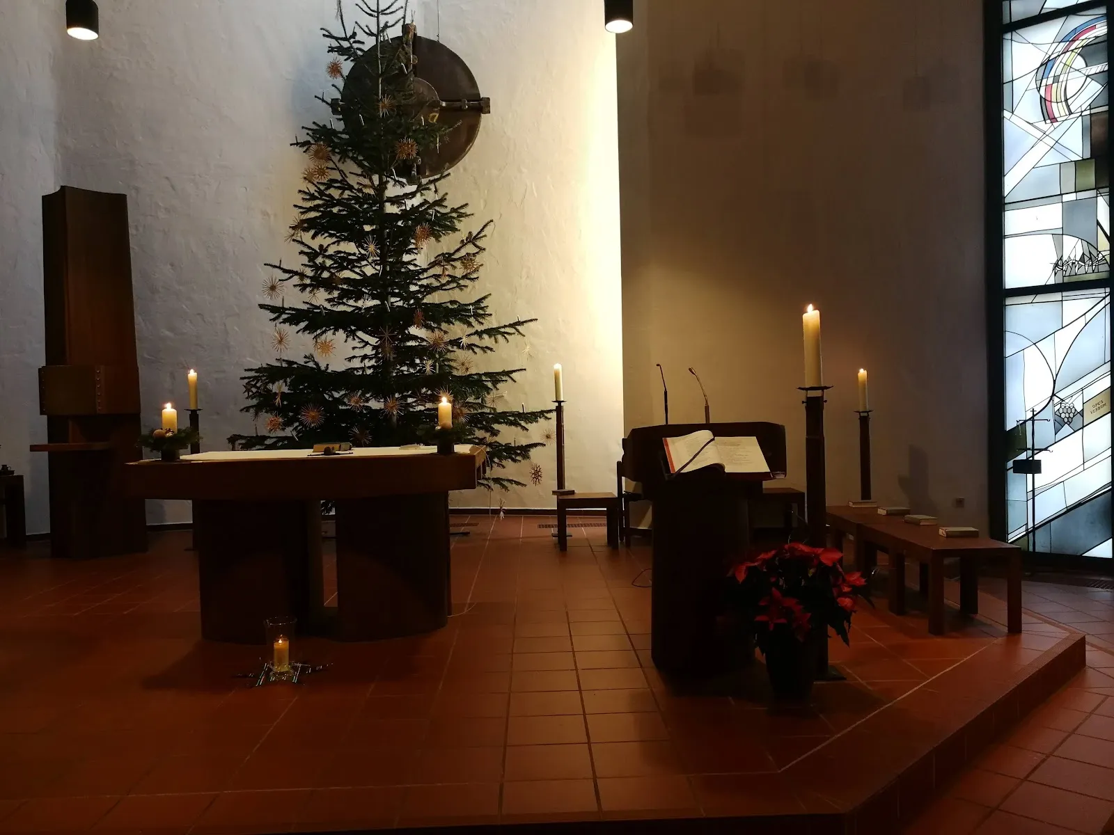 Католическая церковь Святой Хильдегарды в Бремене