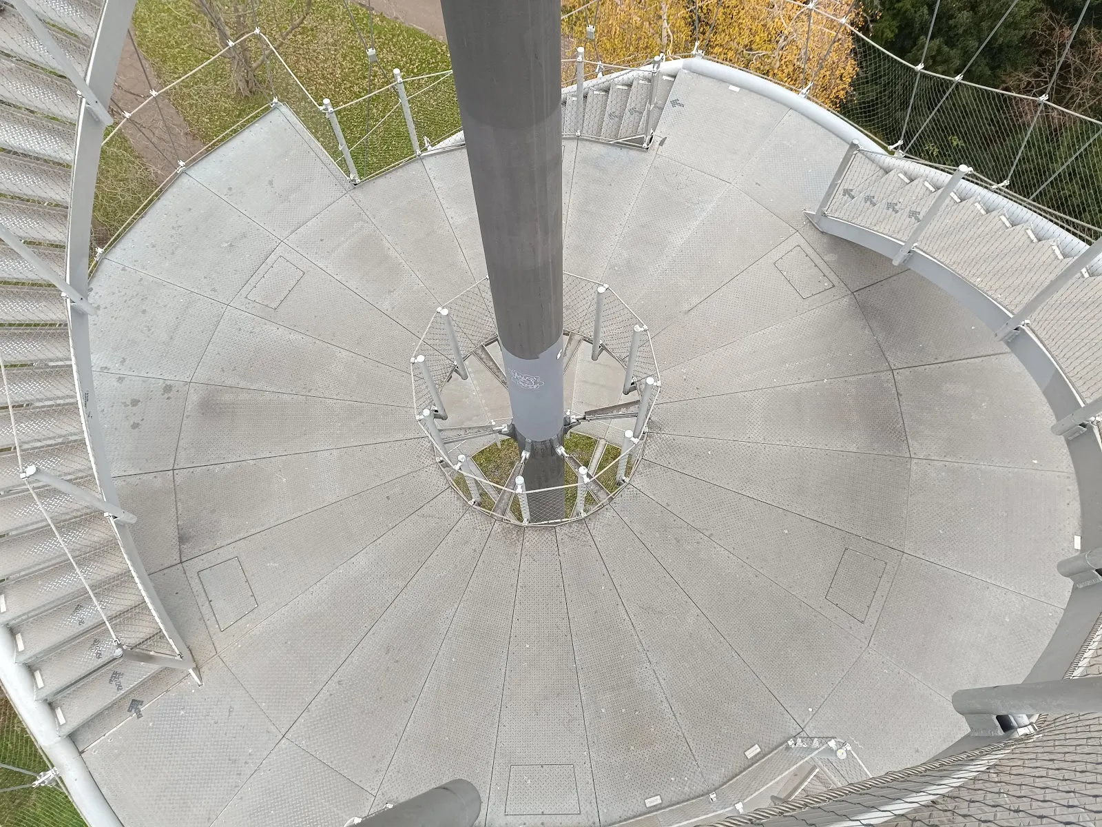 Вид на Штутгарт с Киллесбергской башни