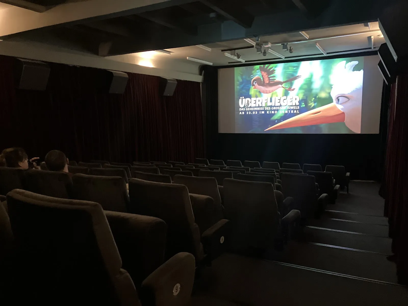 Здание кинотеатра Kino Central в Берлине