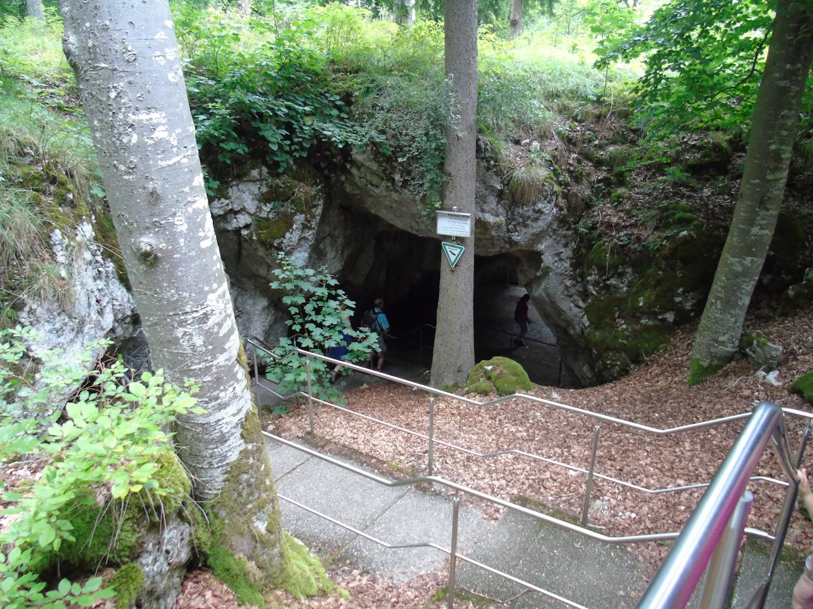 Вход в пещеру Кольбингер Хёле