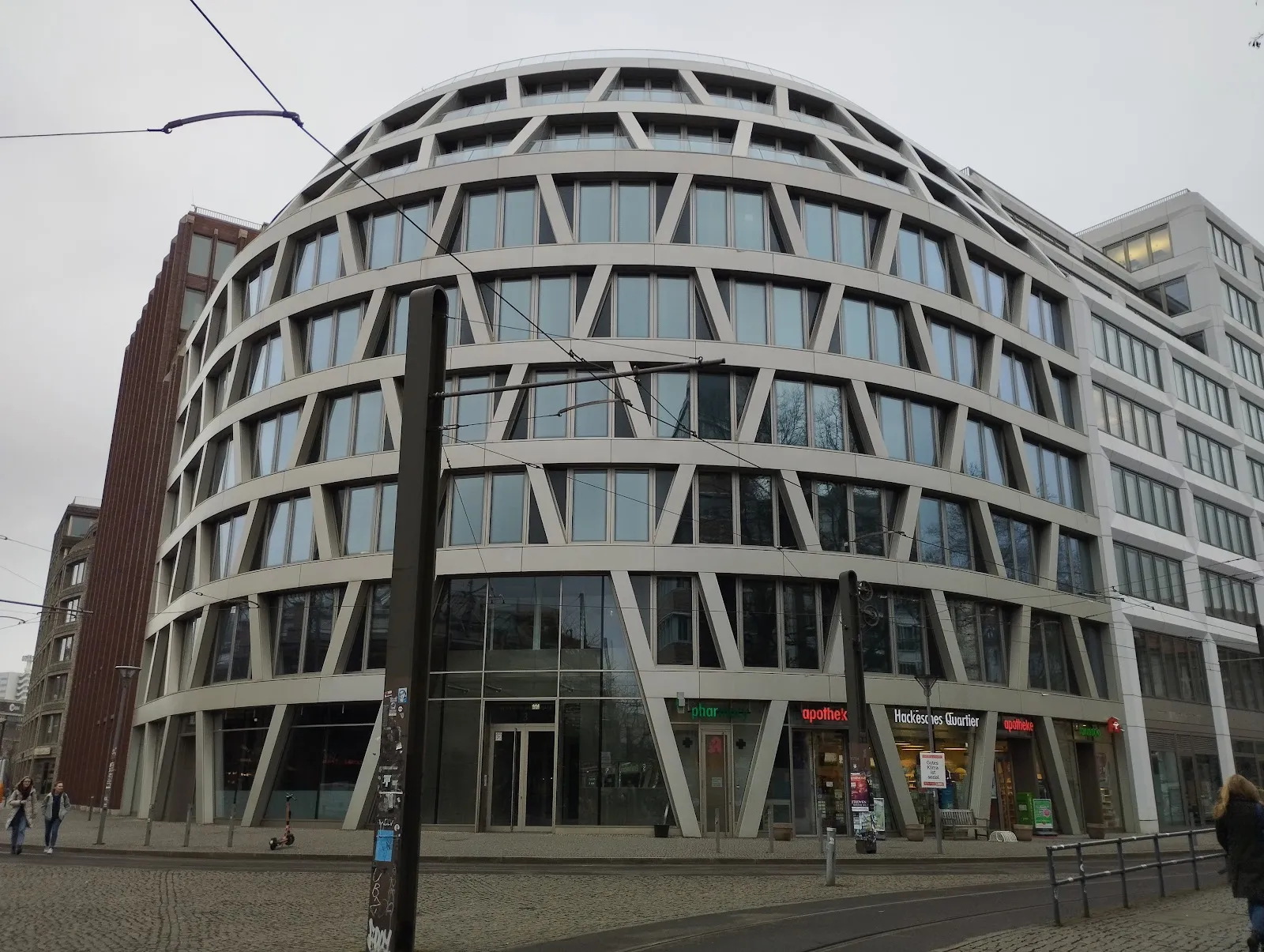 Колонна Литфаса, рекламный столб, историческая достопримечательность Берлина