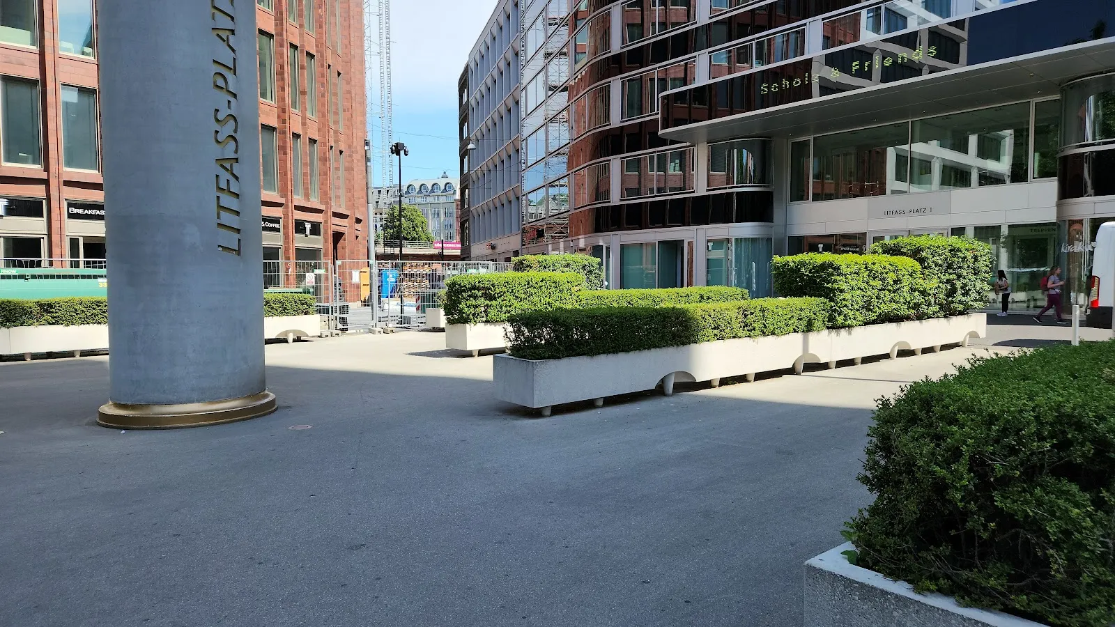 Колонна Литфаса, рекламный столб, историческая достопримечательность Берлина