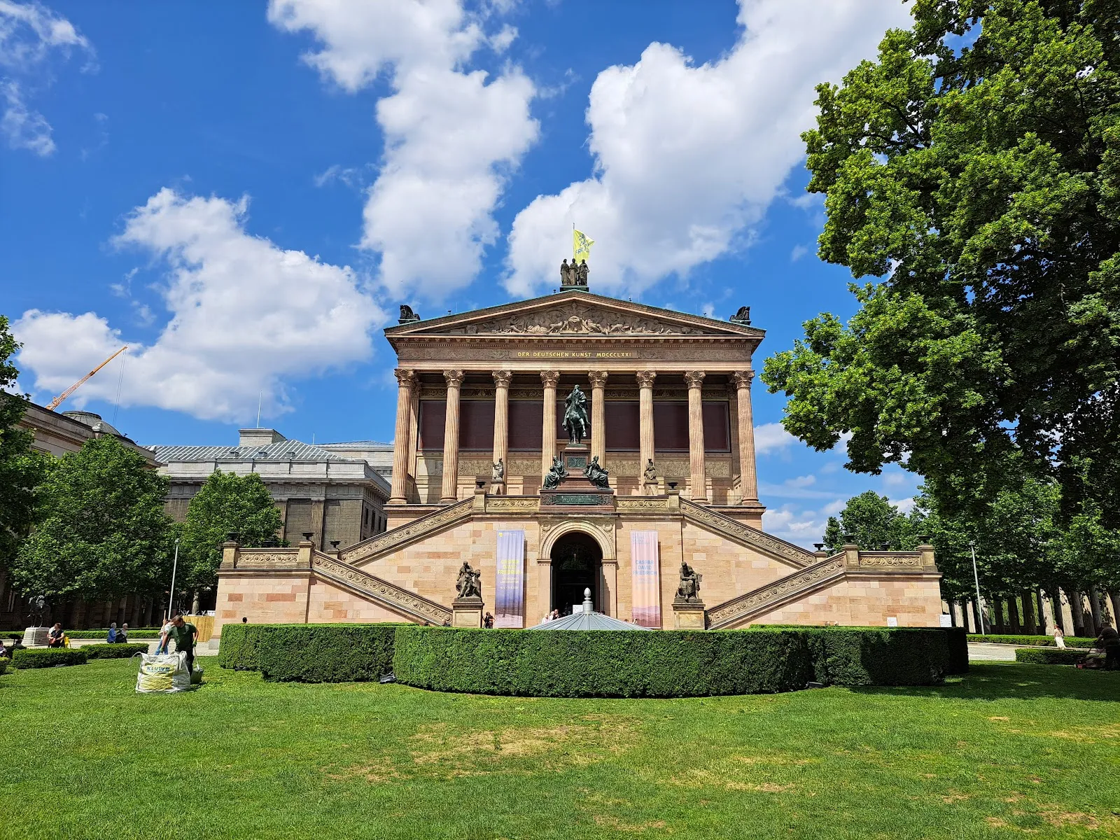 Колоннаденхоф, исторический двор с колоннадой в Берлине