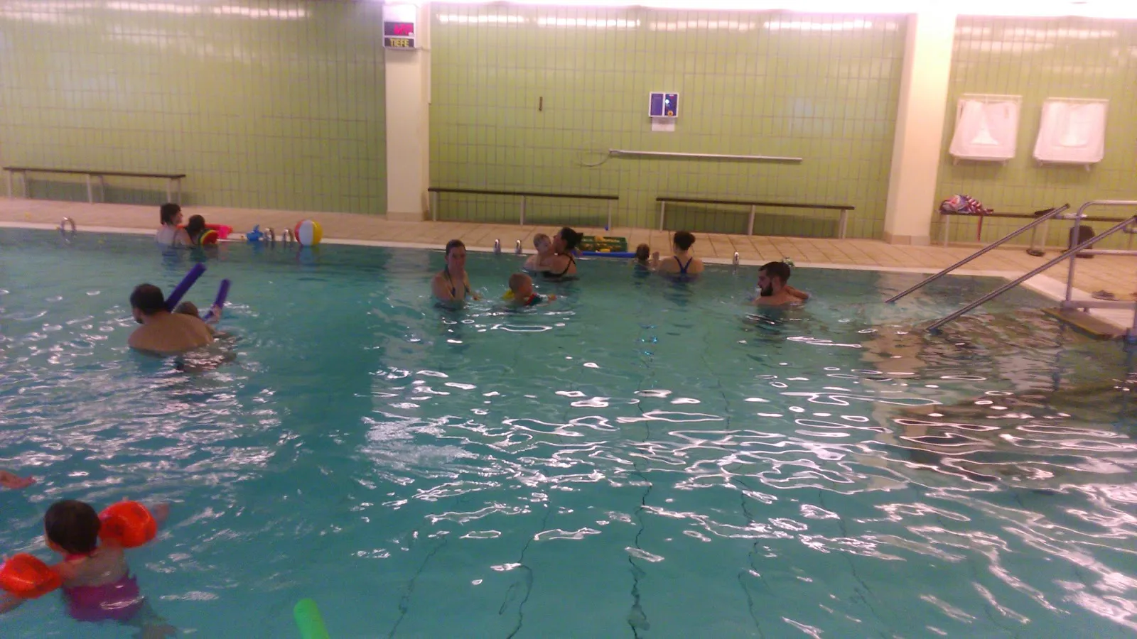 Экстерьер Kombibad Seestraße Halle