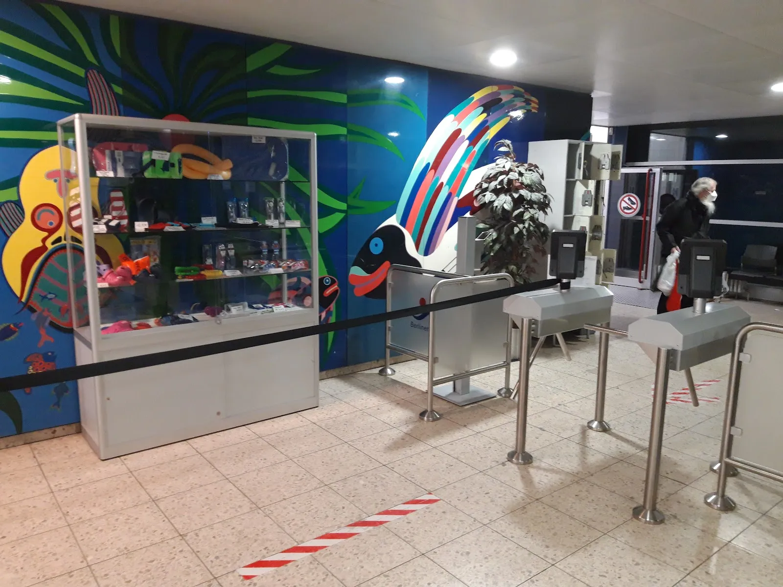 Экстерьер Kombibad Seestraße Halle