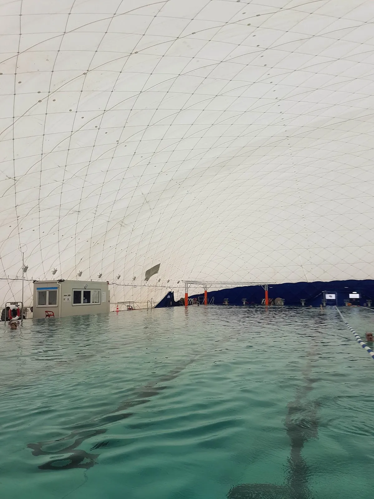 Экстерьер Kombibad Seestraße Halle