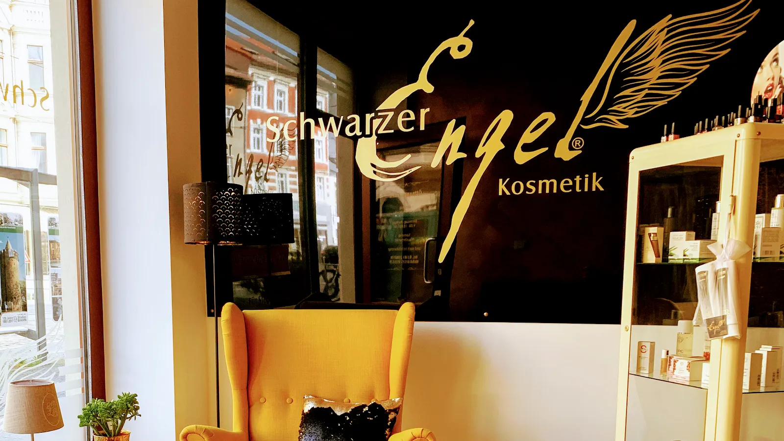 Косметический салон Schwarzer Engel