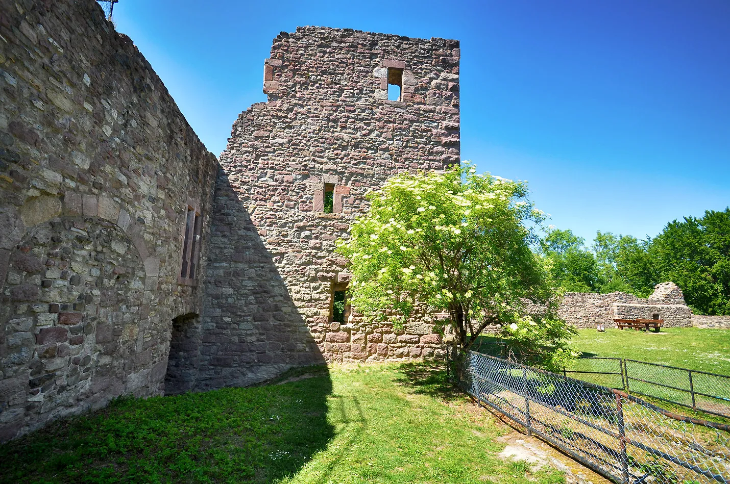 Вид на крепость Штекельберг в Германии