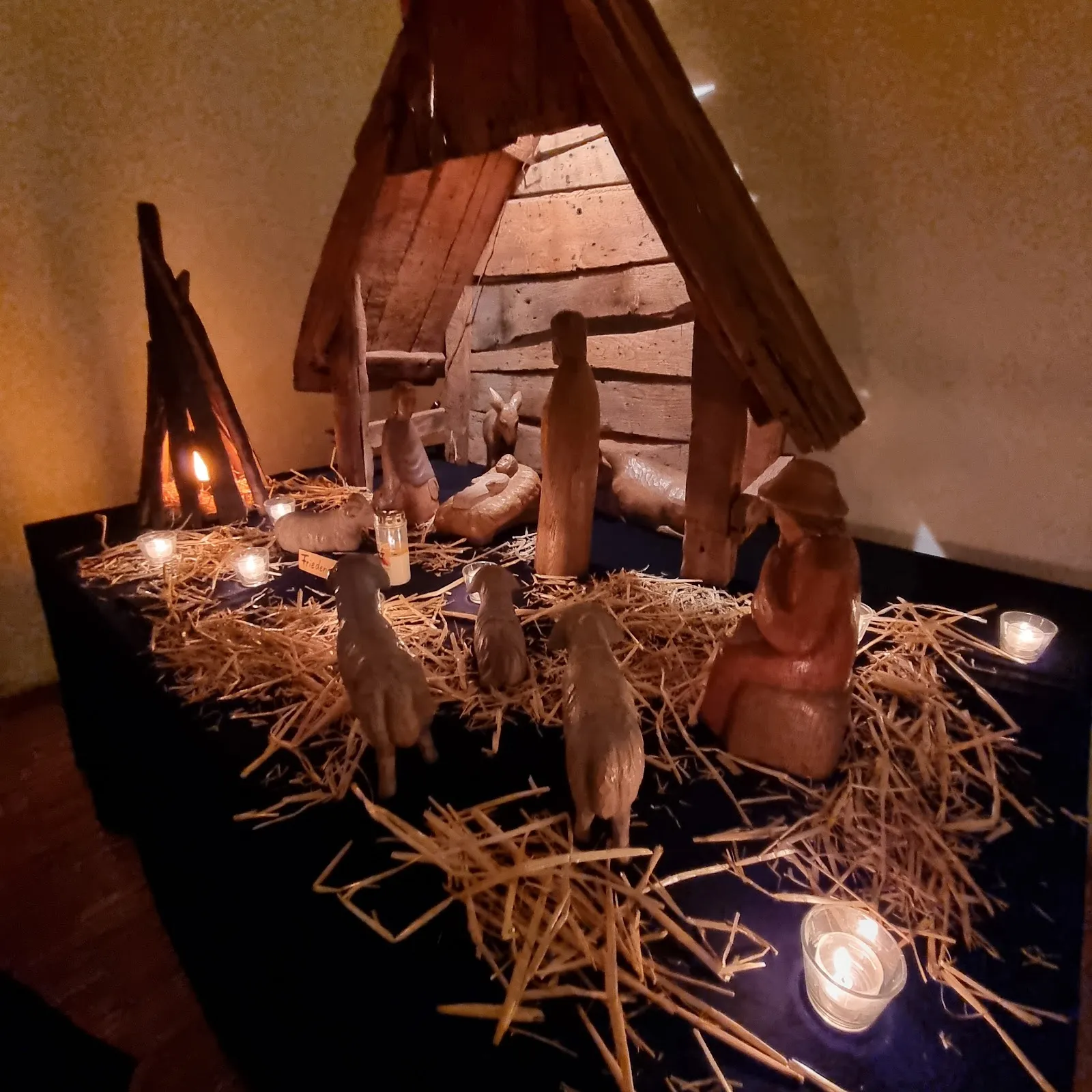 Крестовая церковь в Бергхофене, Дортмунд, Германия