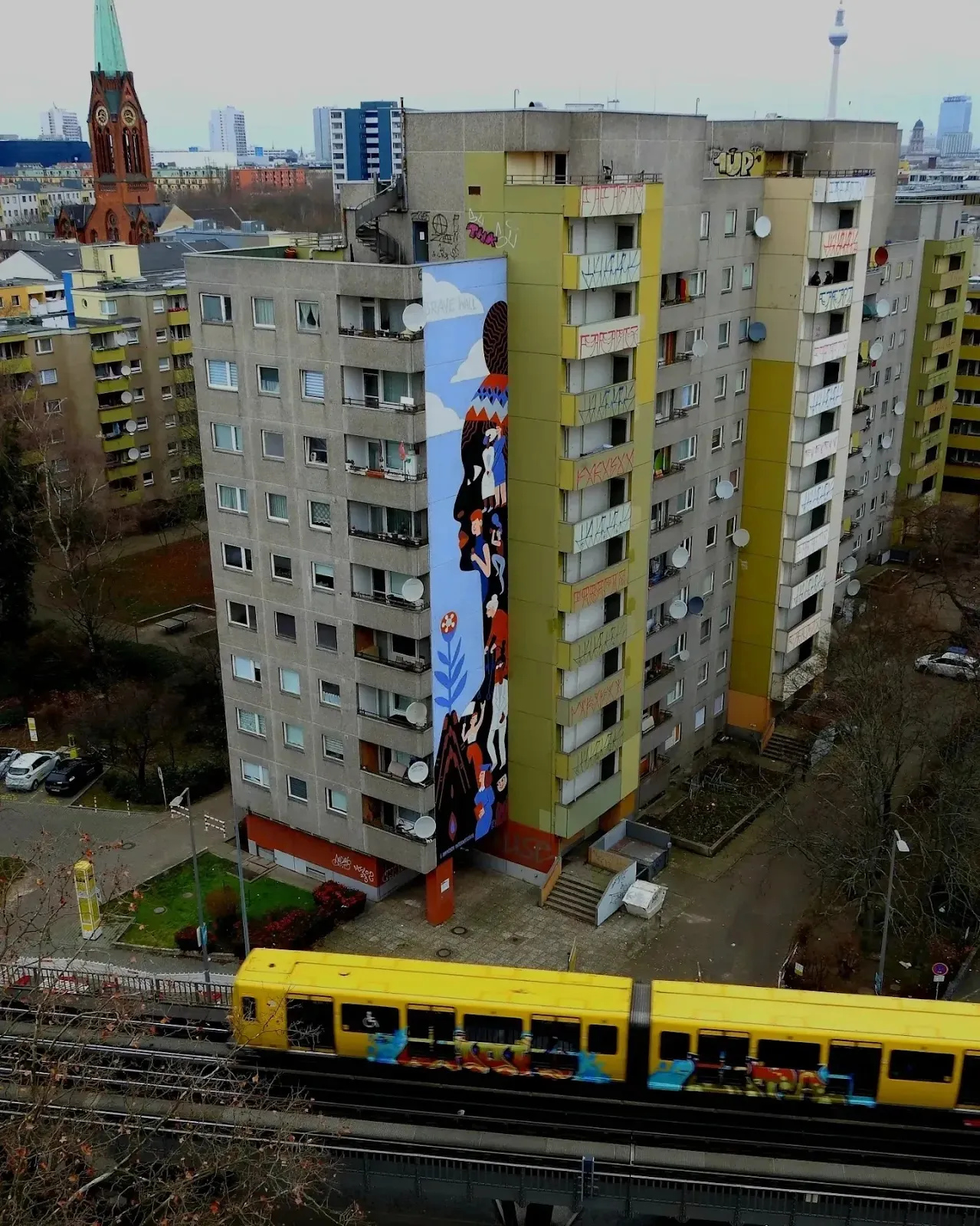 Вид на район Кройцберг в Берлине с его исторической архитектурой