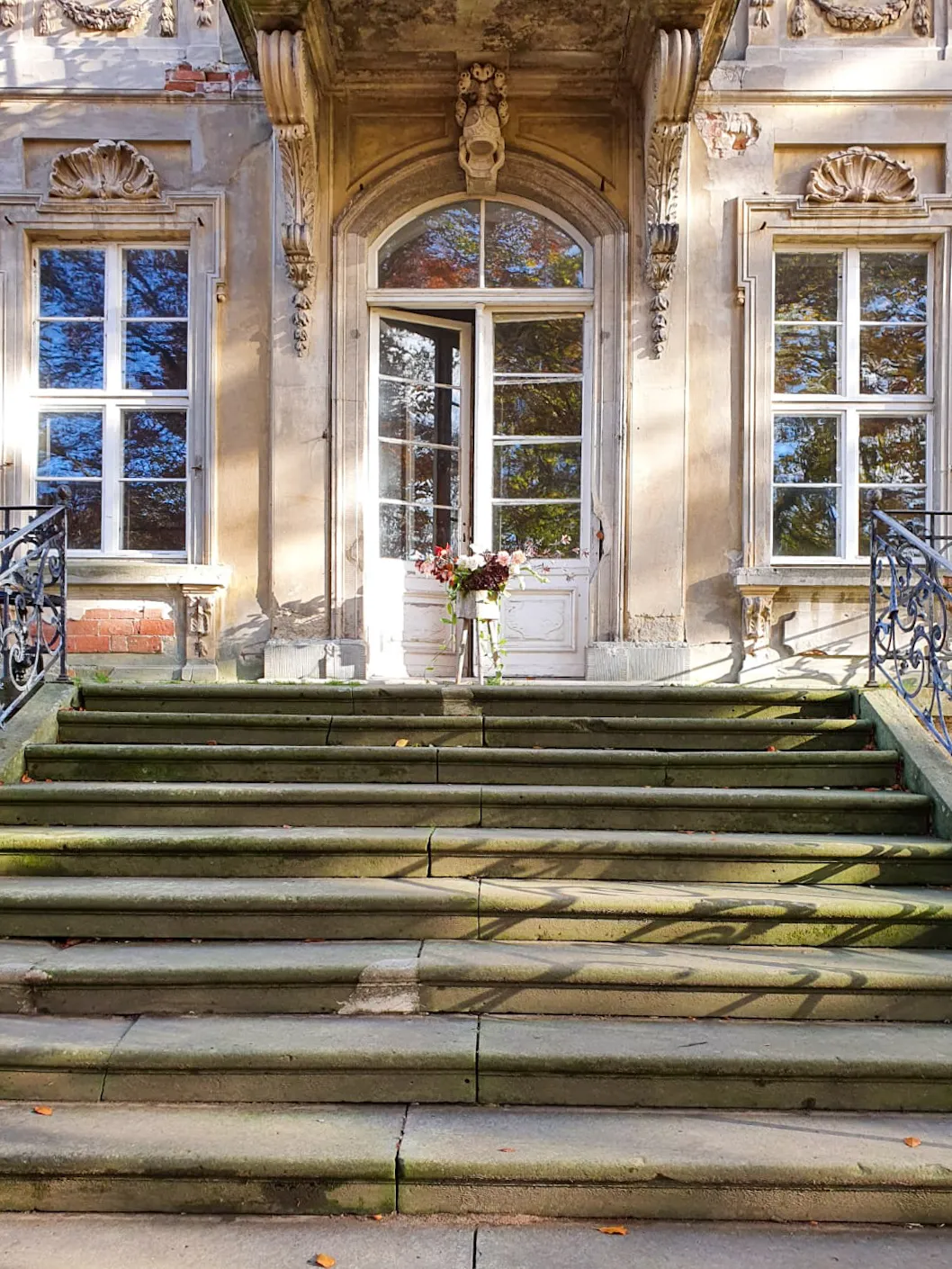 Культурный замок Росков, Германия, вид снаружи