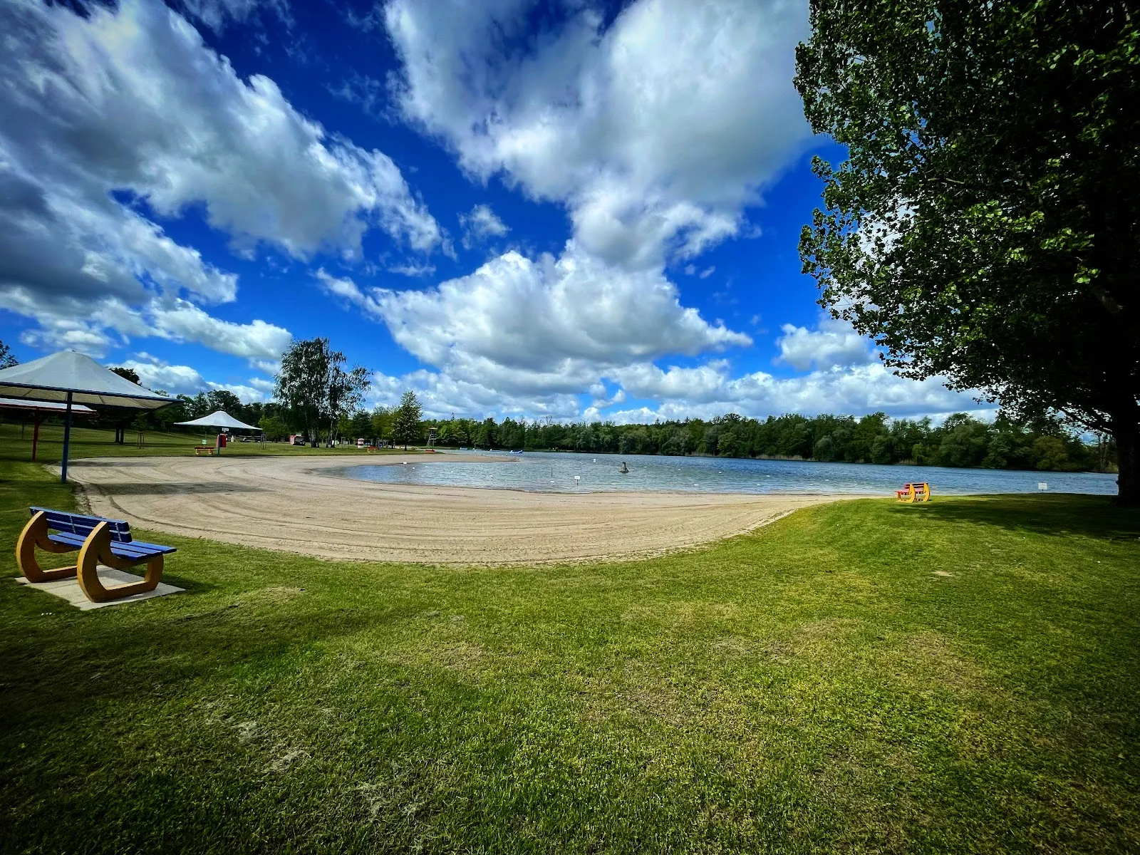 Купальное озеро Бухциг