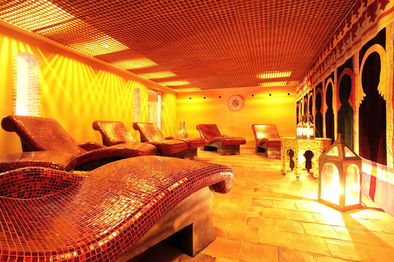 Здание спортивно-оздоровительного комплекса Квадриум Вернау