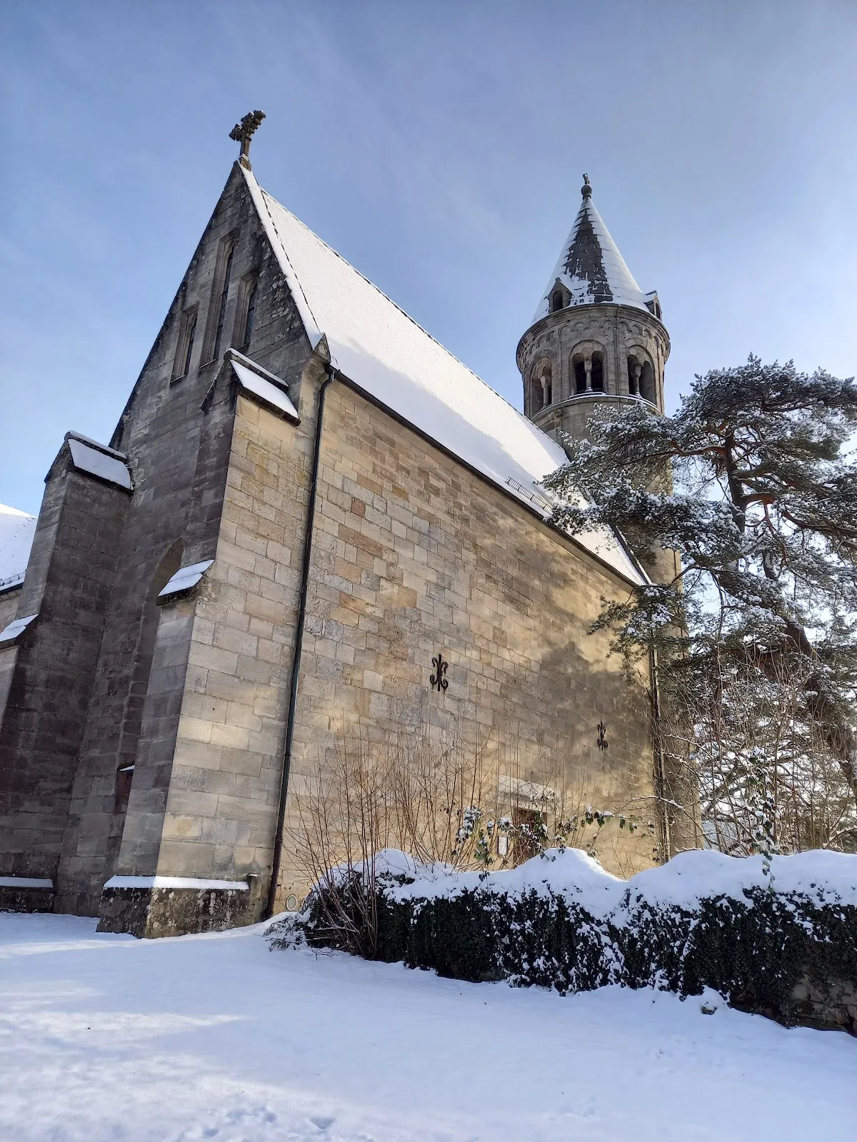 Фасад Лорхского монастыря