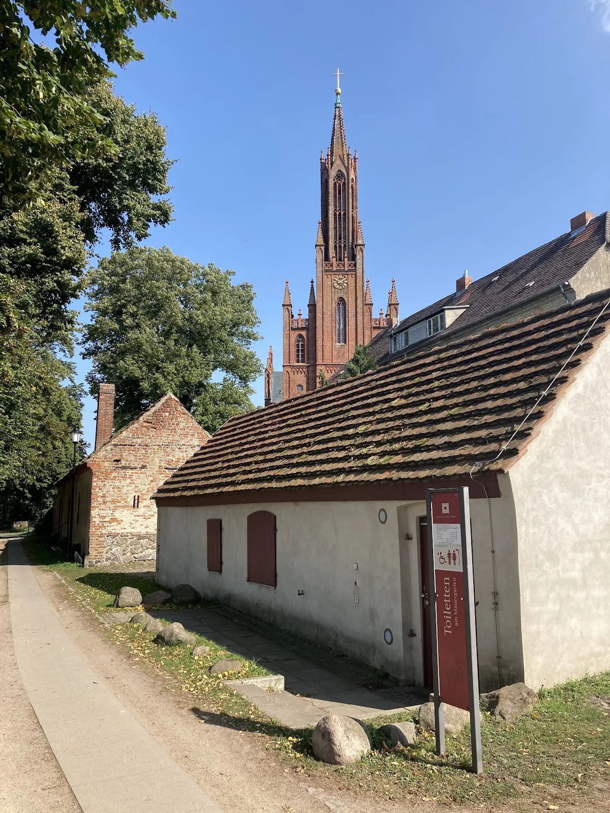 Фасад Мальховского монастыря