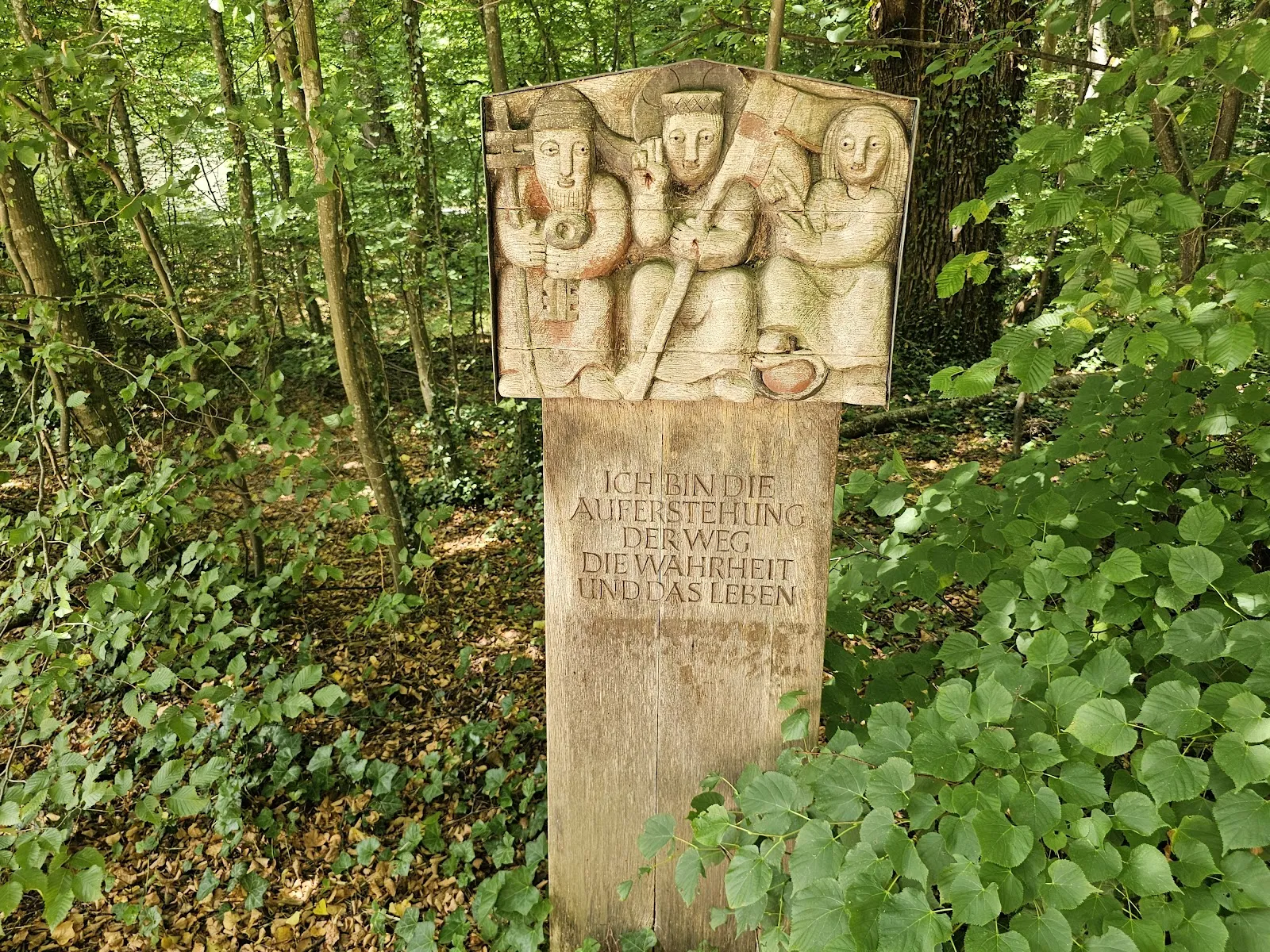 Вид на монастырь Мариа Айх с фасада