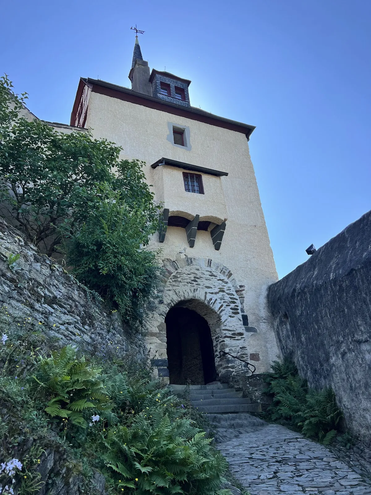 Замок Марксбург, вид снаружи