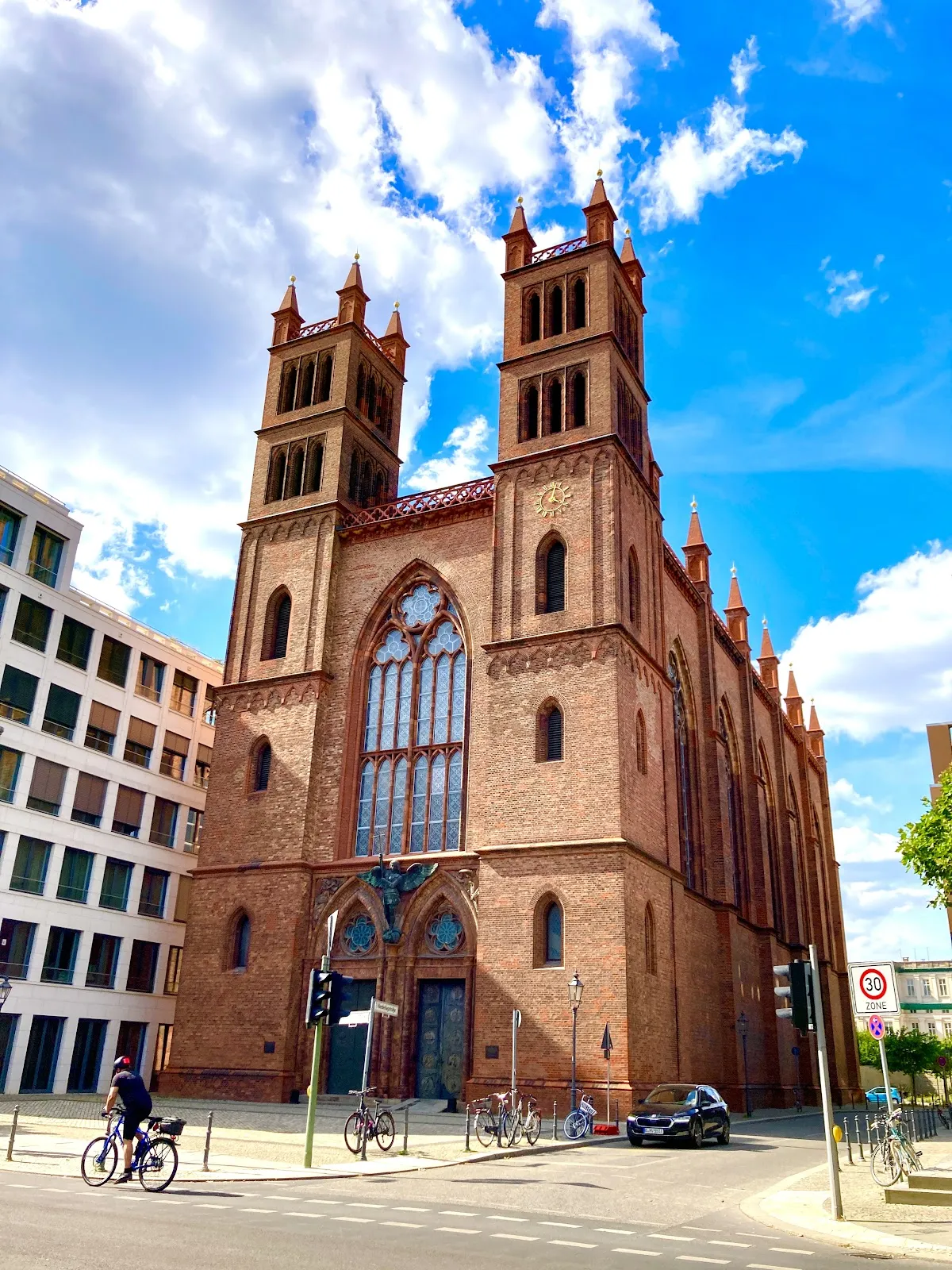 Медвежий фонтан, Берлин, Германия