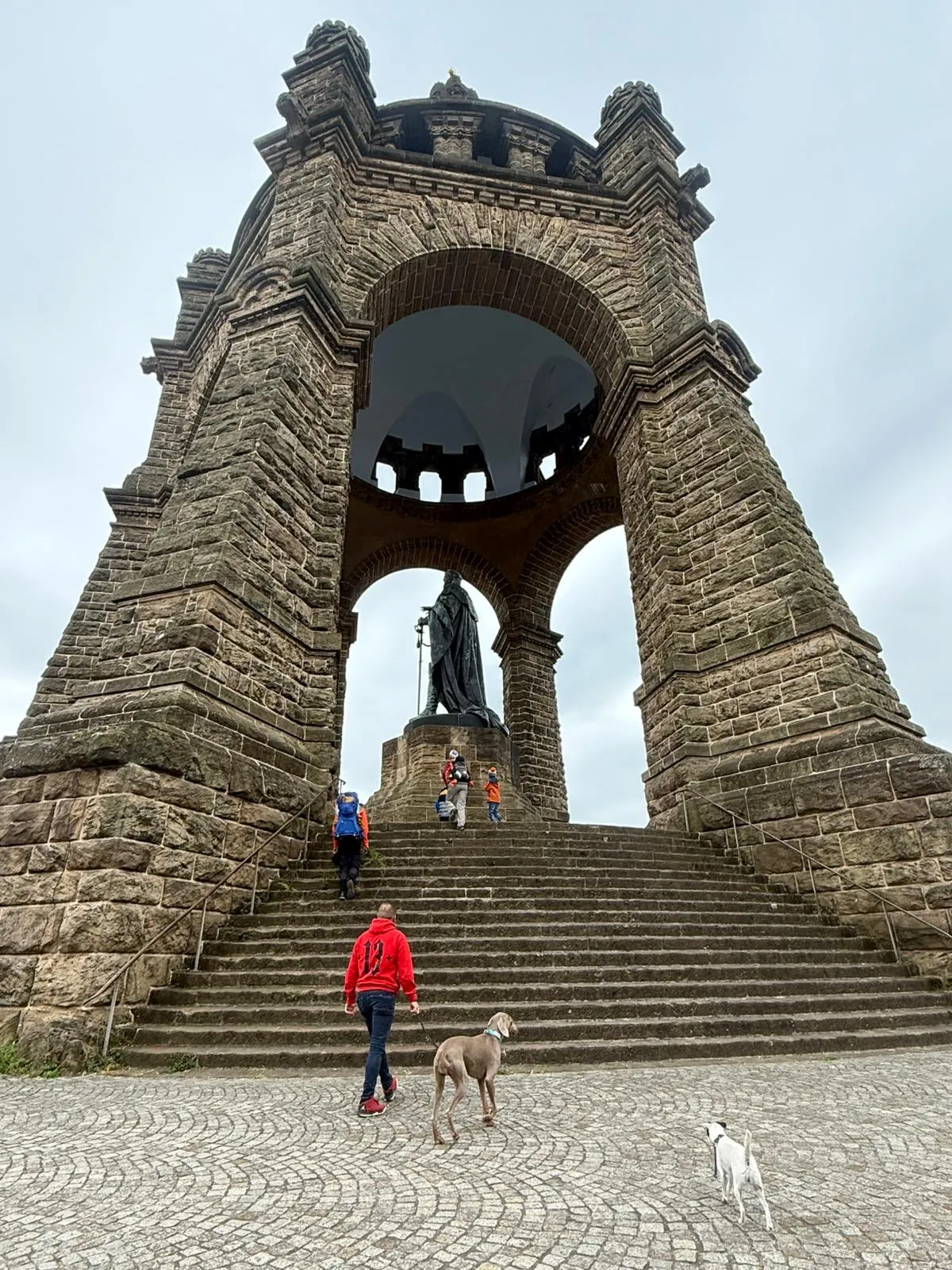 Мемориал кайзера Вильгельма в Порта Вестфалика, Германия