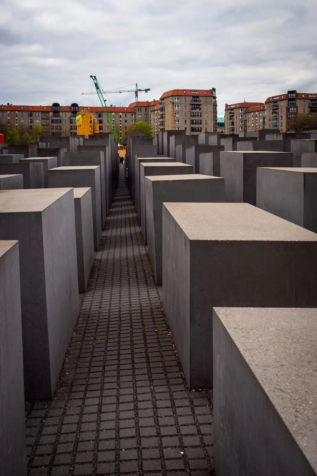 Мемориал убитым евреям Европы в Берлине