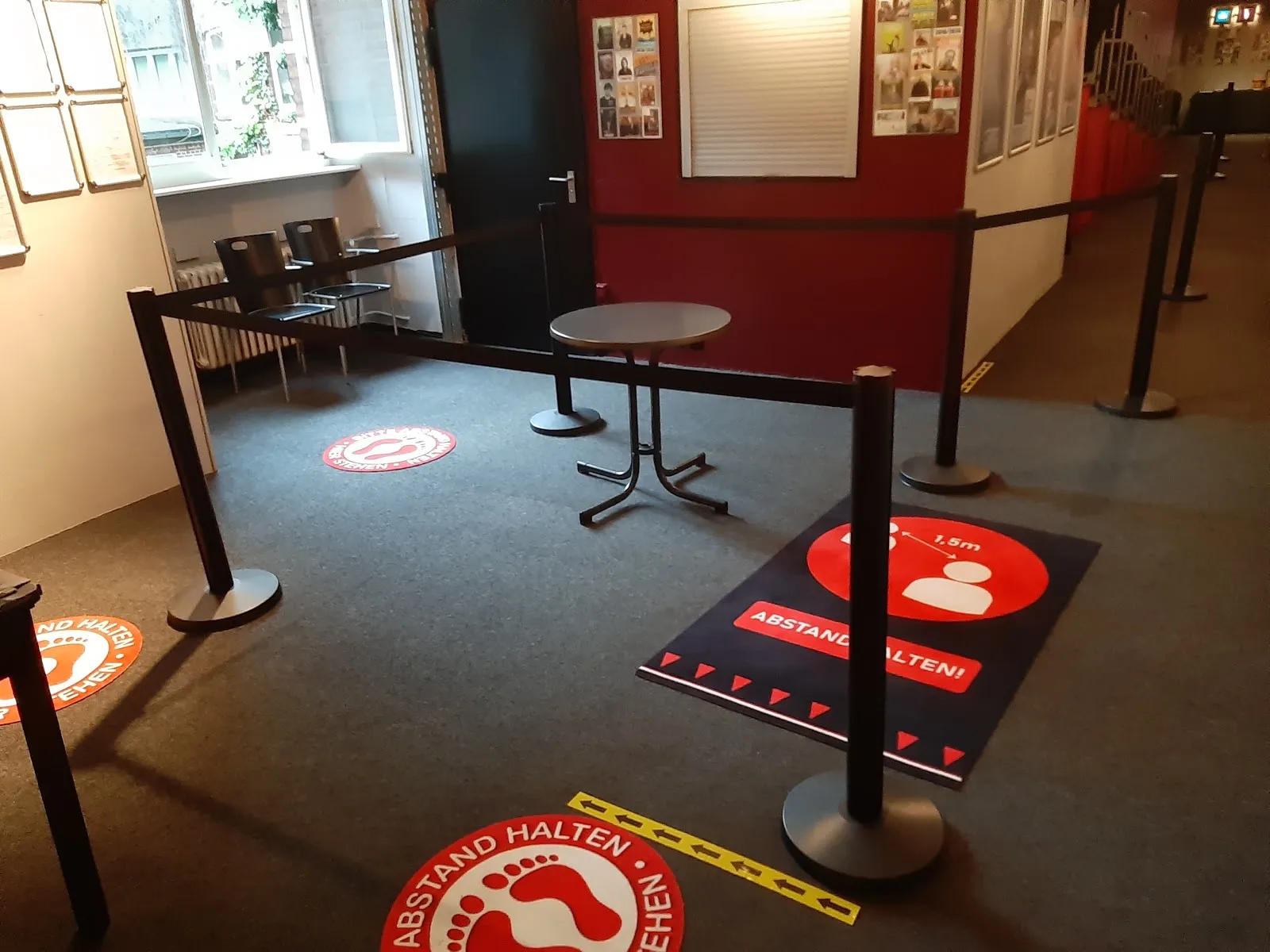 Здание центра культуры и театра Мерингхоф в Берлине